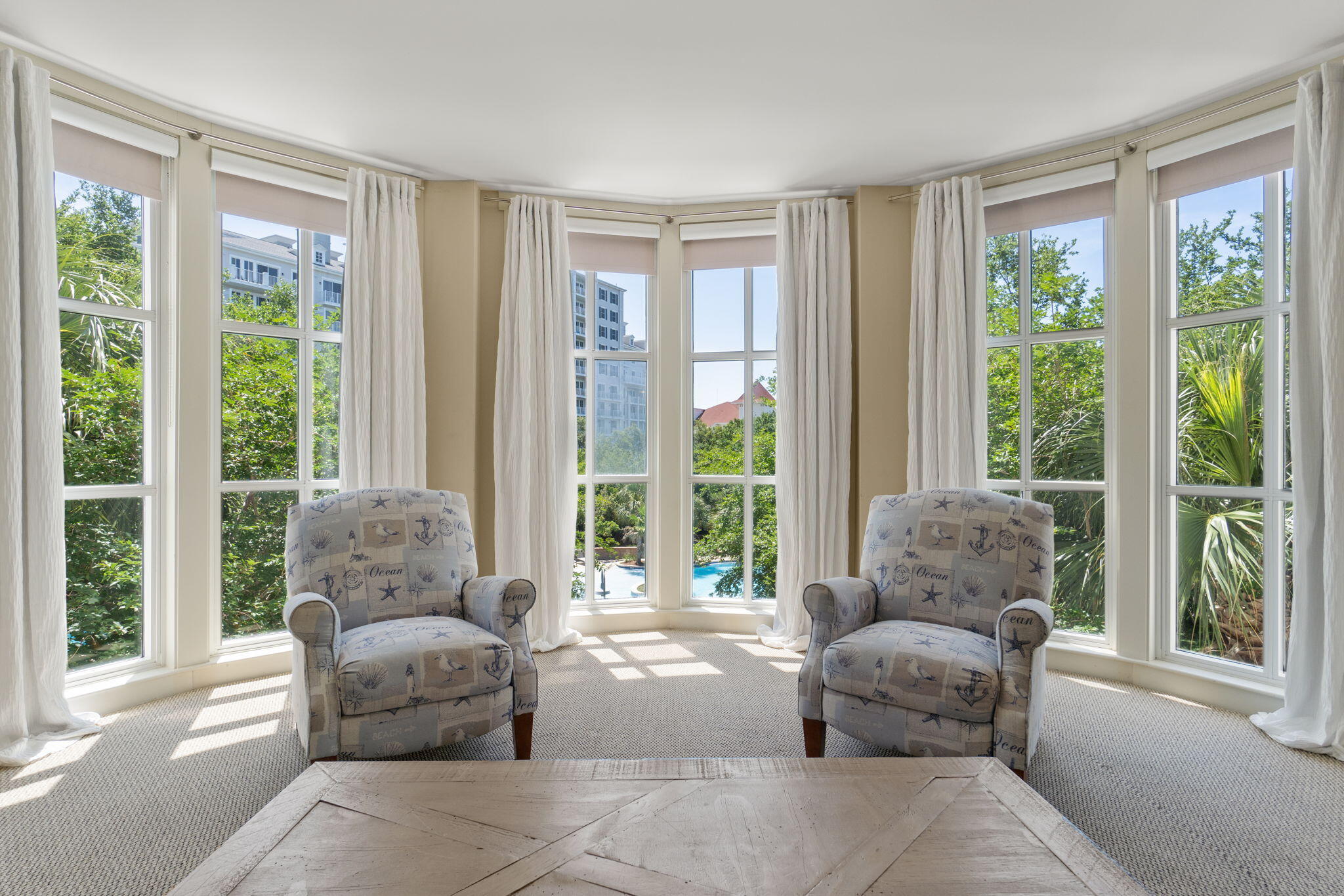 BAHIA CONDO - Residential