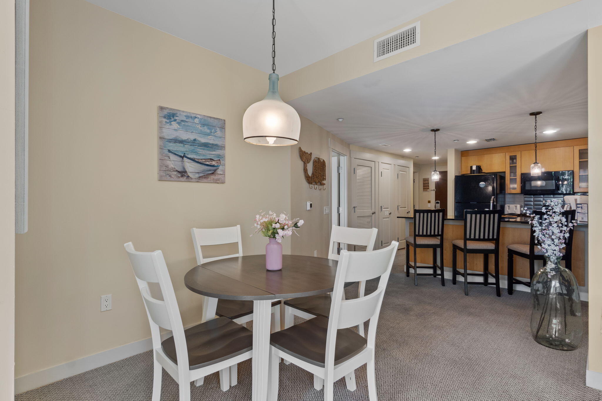 BAHIA CONDO - Residential
