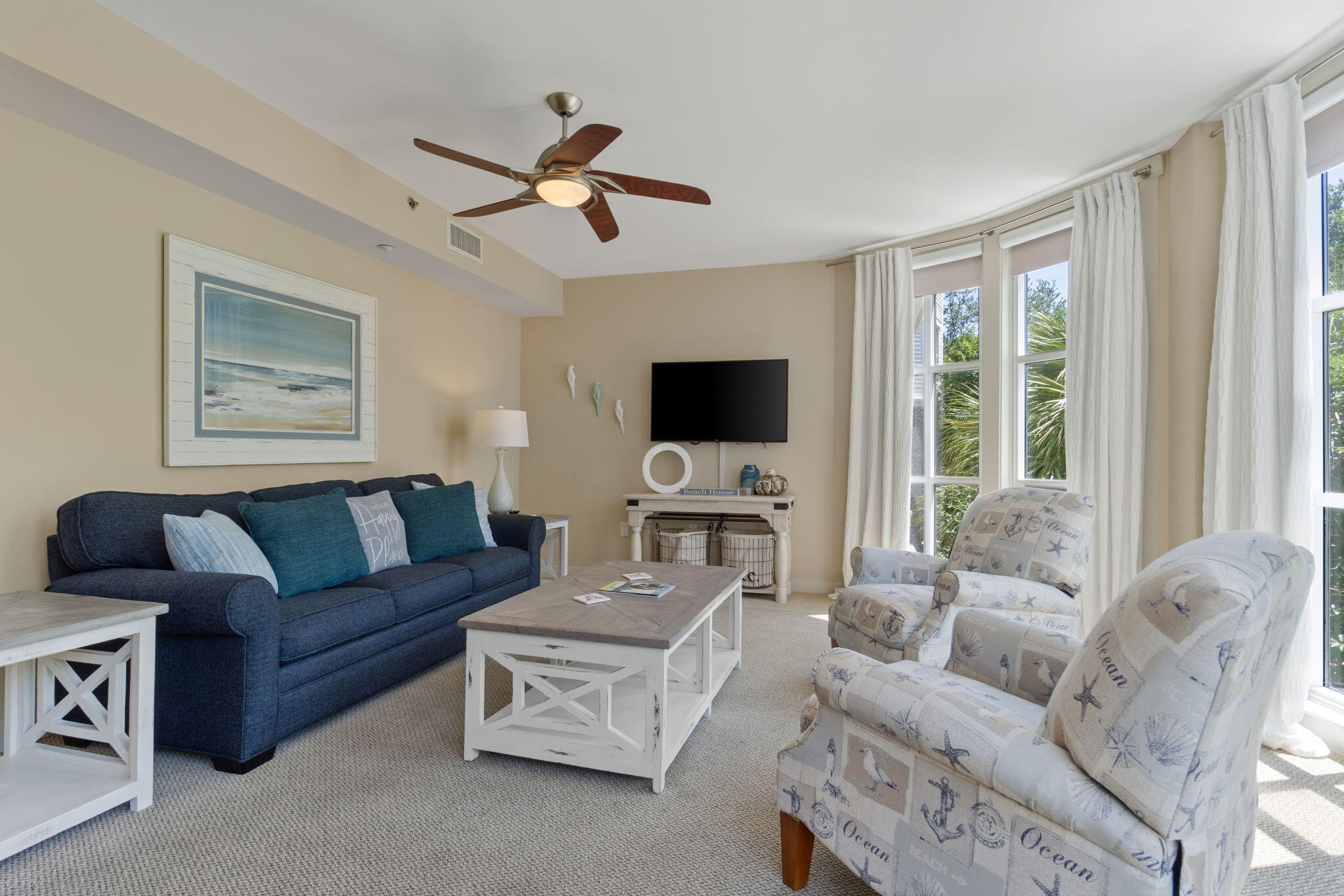 BAHIA CONDO - Residential