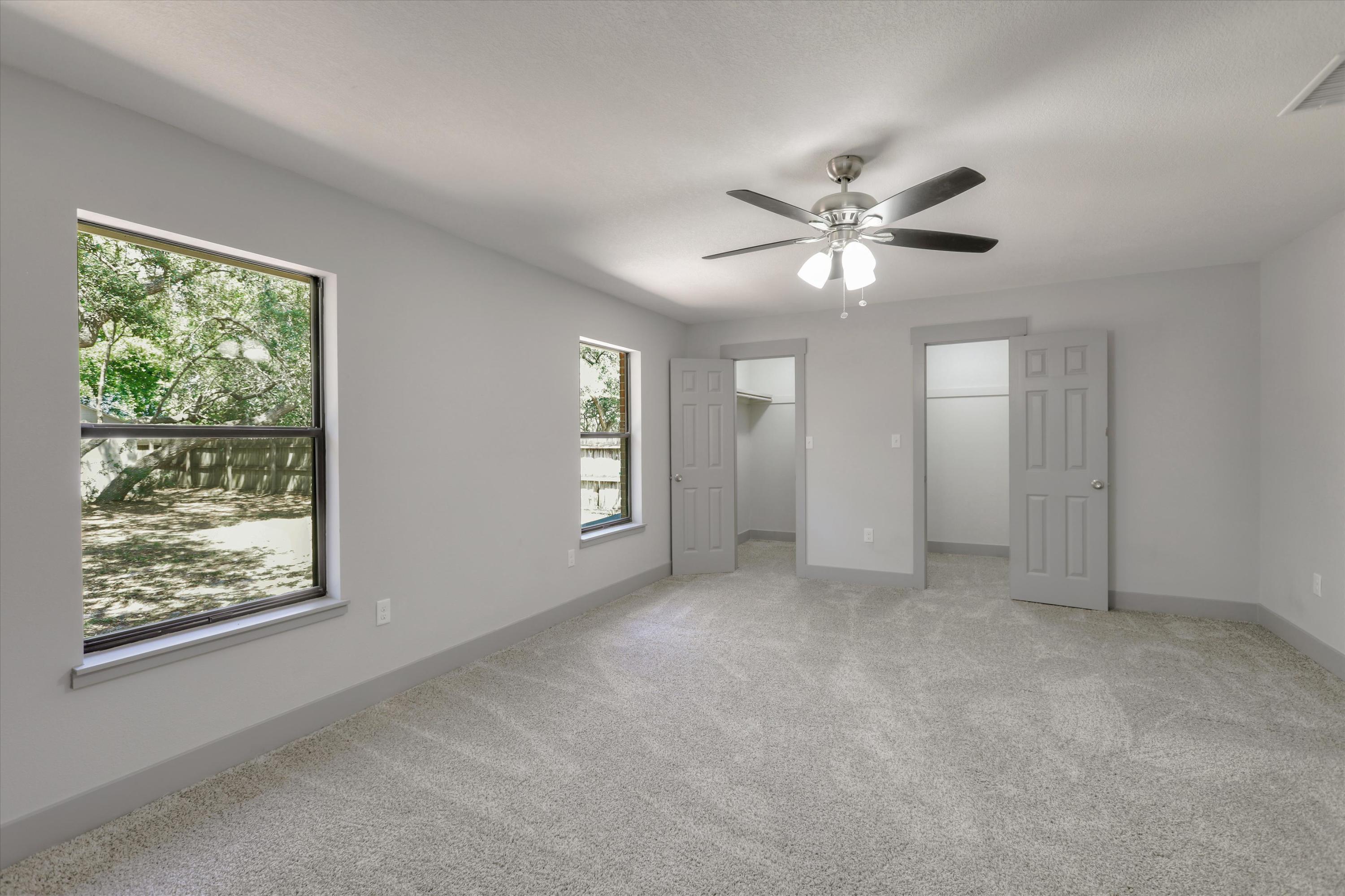 CARIBBEAN EAST UNIT 3 LOT 13 BLK I & 40 FT STRIP N OF PROP ASOR 1998-398 - Residential