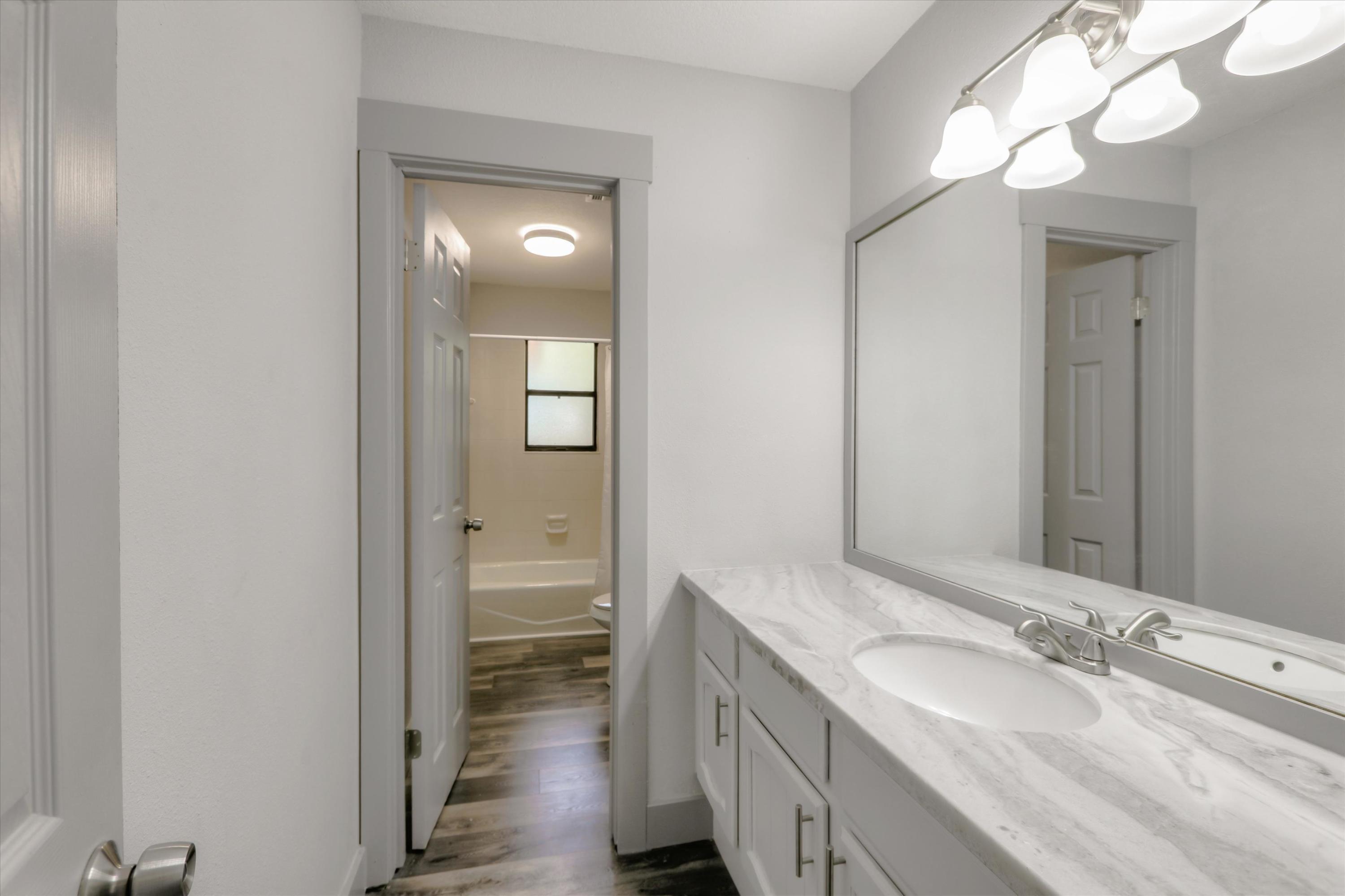 CARIBBEAN EAST UNIT 3 LOT 13 BLK I & 40 FT STRIP N OF PROP ASOR 1998-398 - Residential