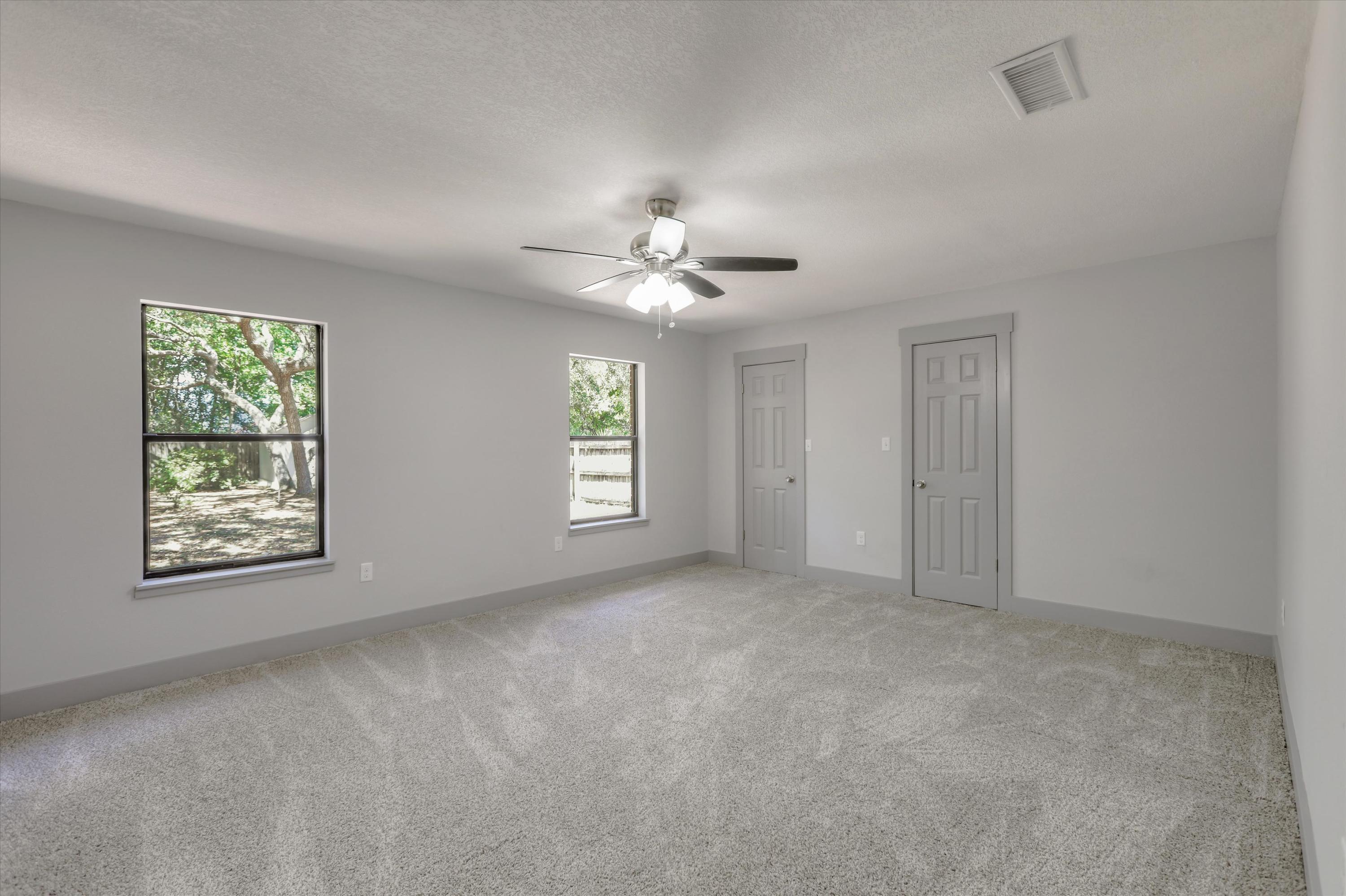 CARIBBEAN EAST UNIT 3 LOT 13 BLK I & 40 FT STRIP N OF PROP ASOR 1998-398 - Residential