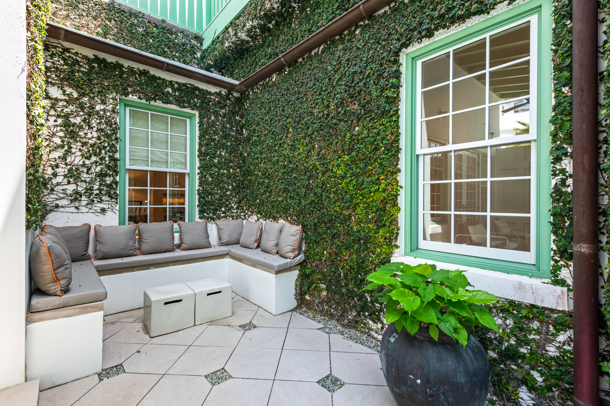 ALYS BEACH - Residential