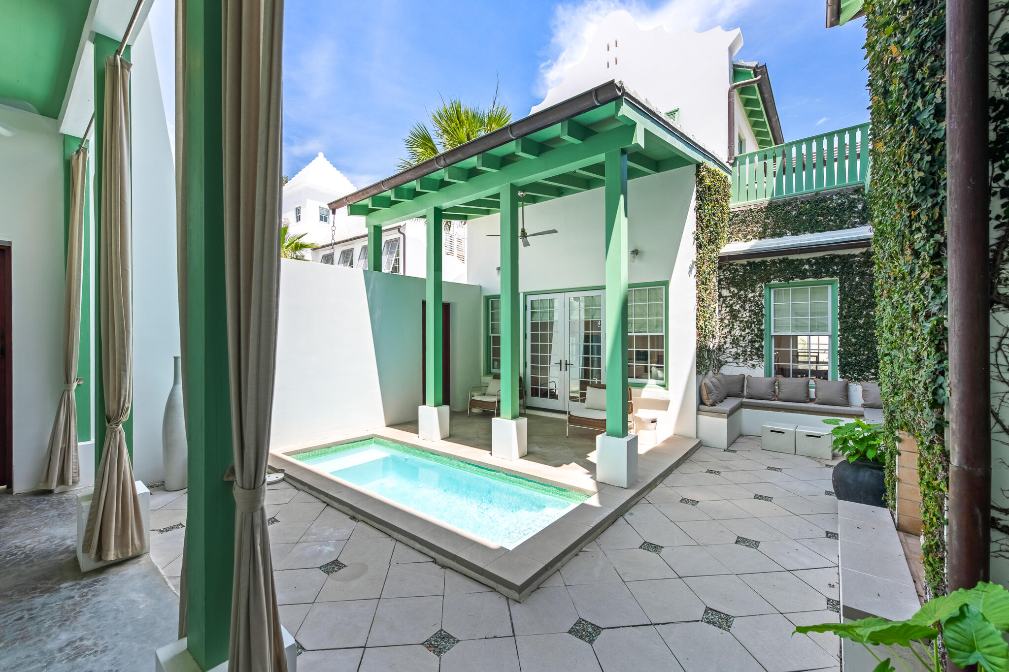 ALYS BEACH - Residential