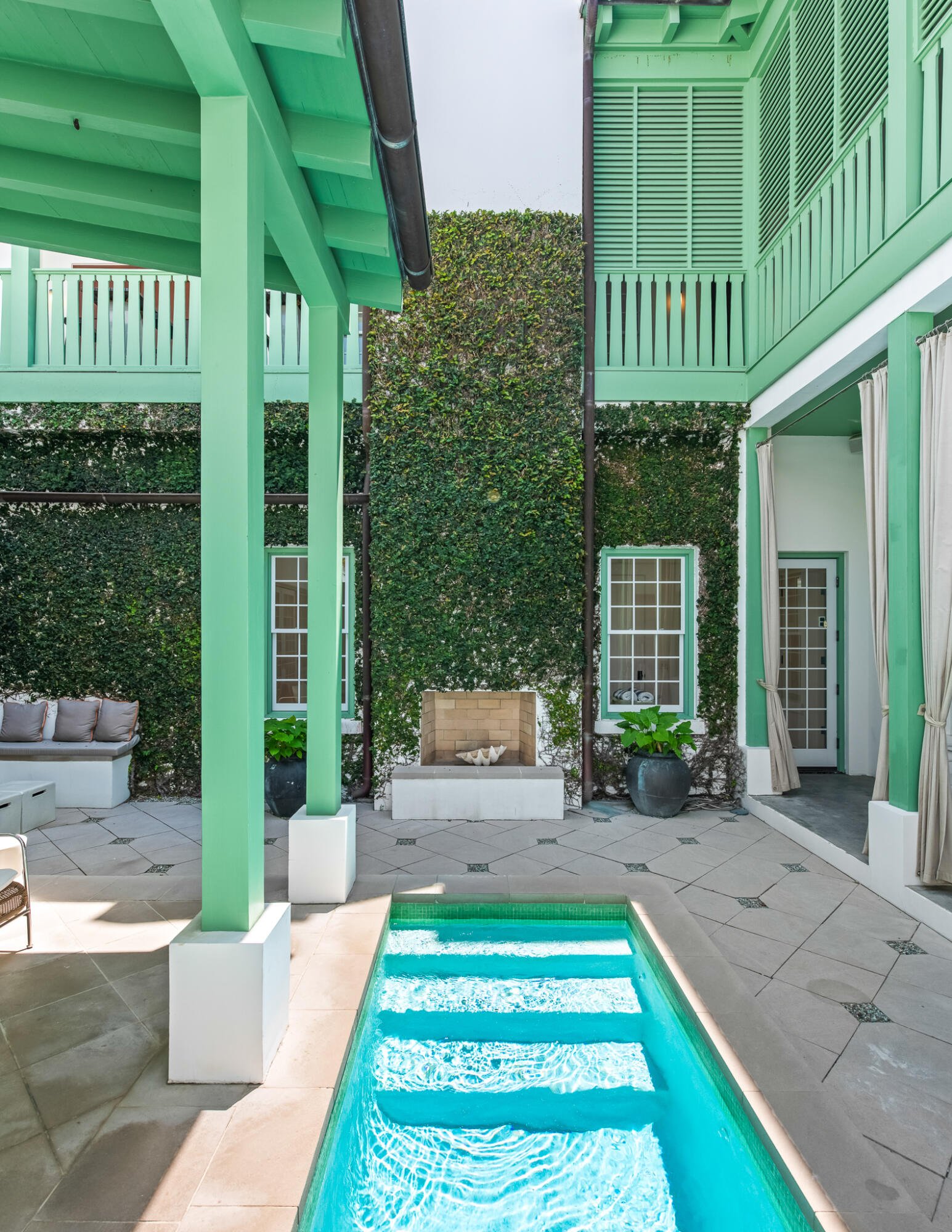 ALYS BEACH - Residential