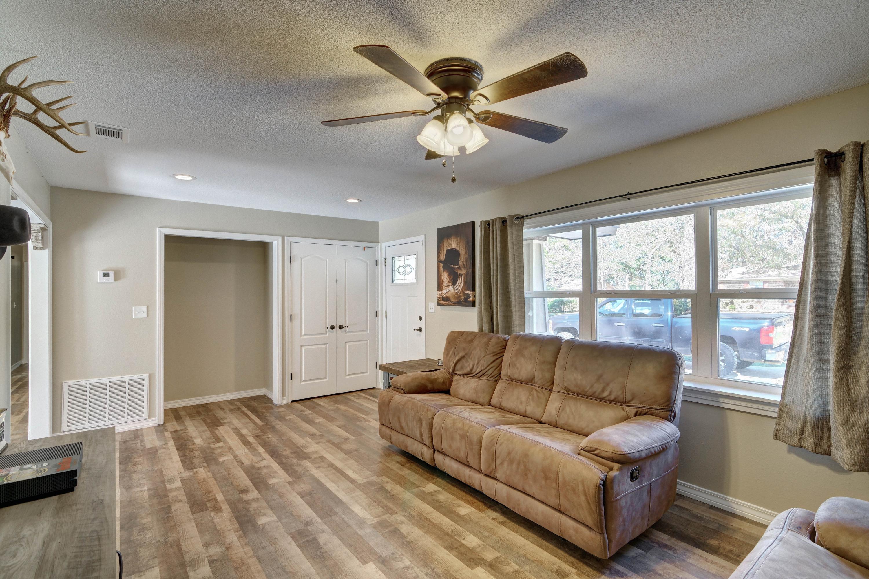 ADAMS POWELL - Residential