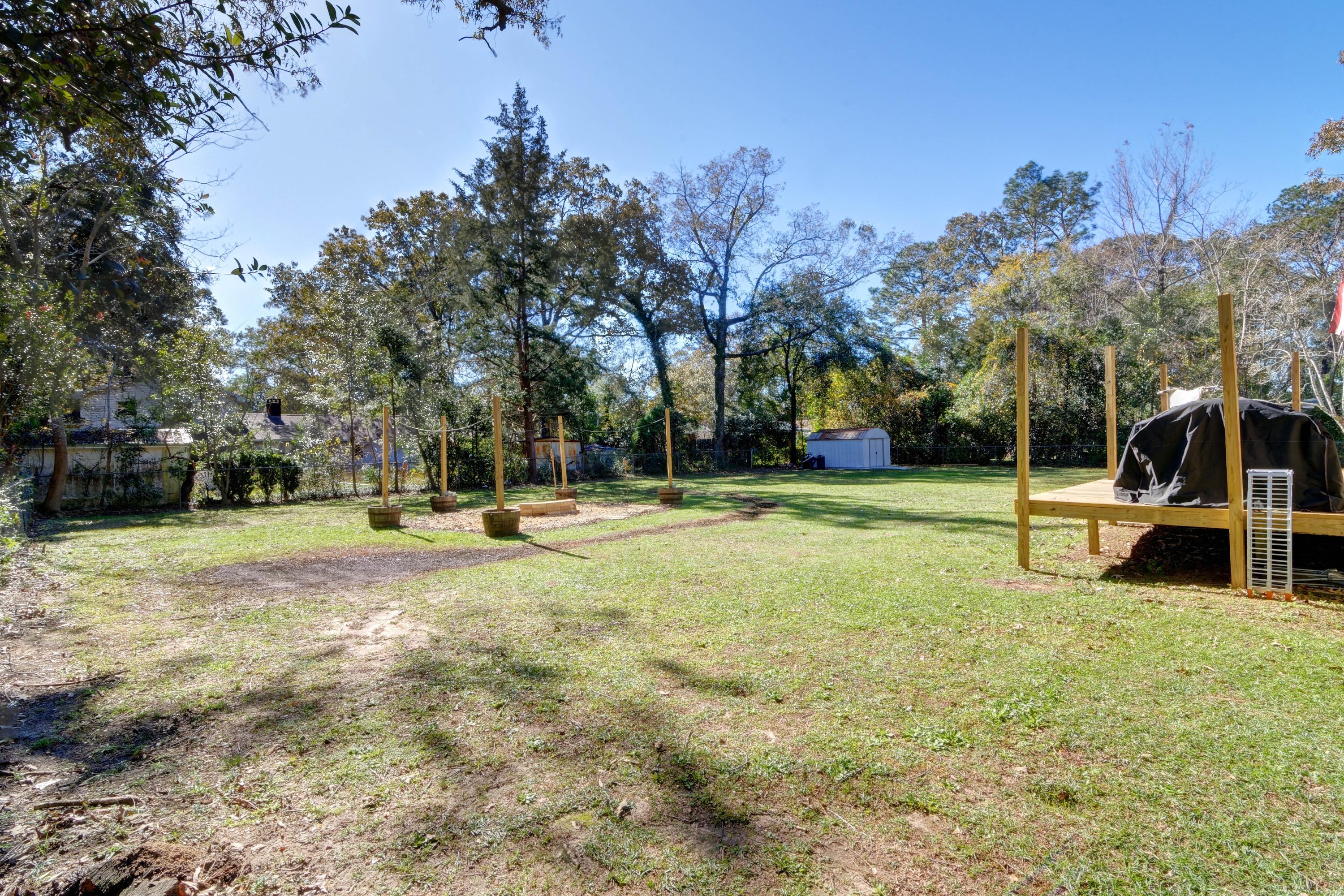 ADAMS POWELL - Residential