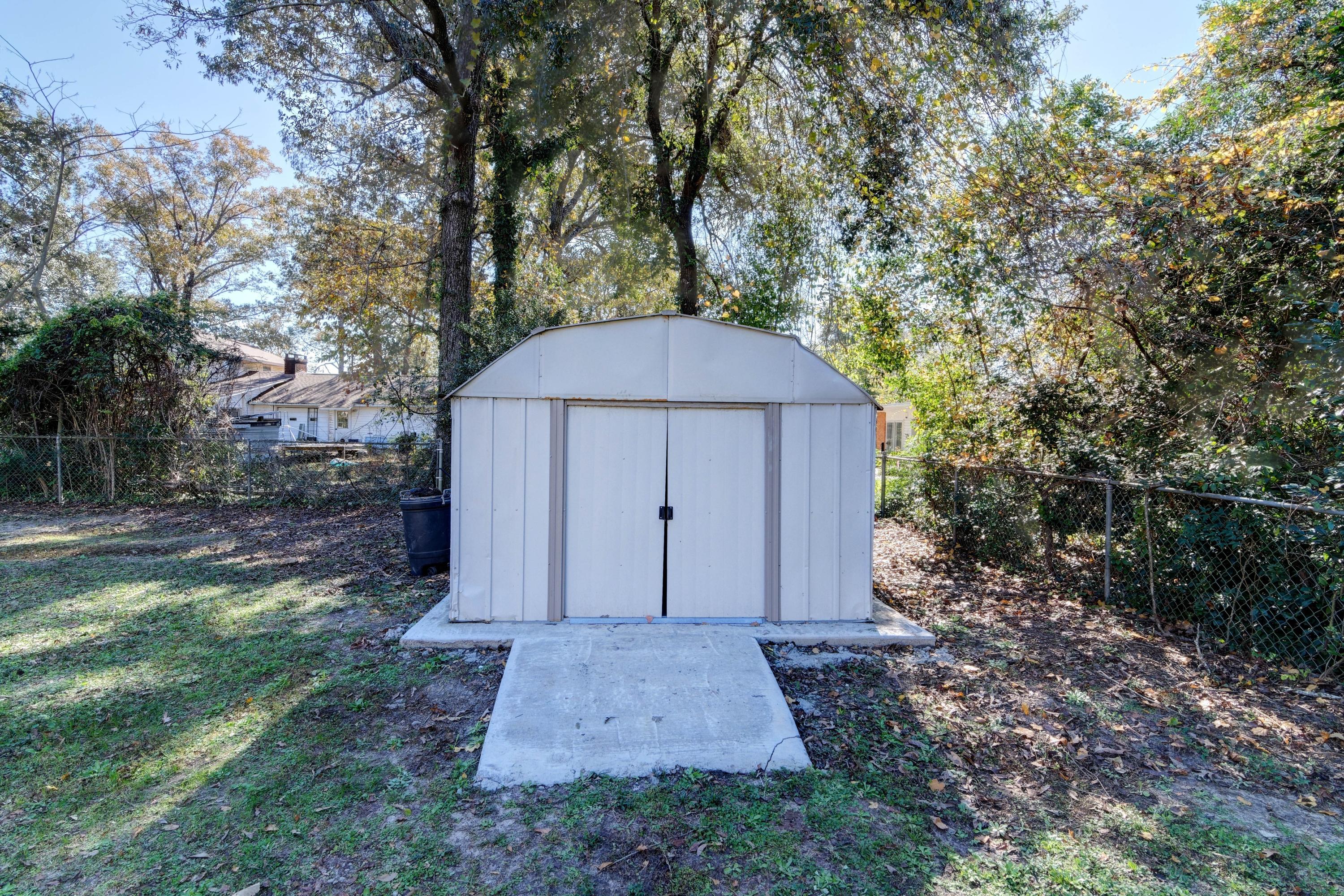 ADAMS POWELL - Residential