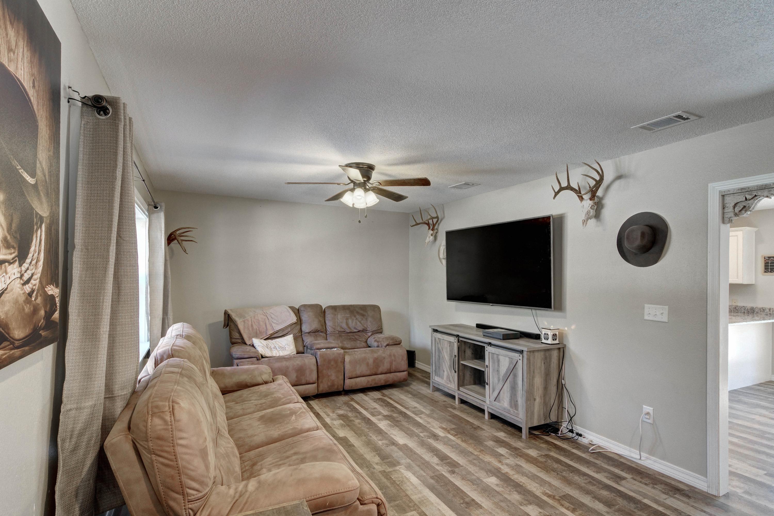 ADAMS POWELL - Residential