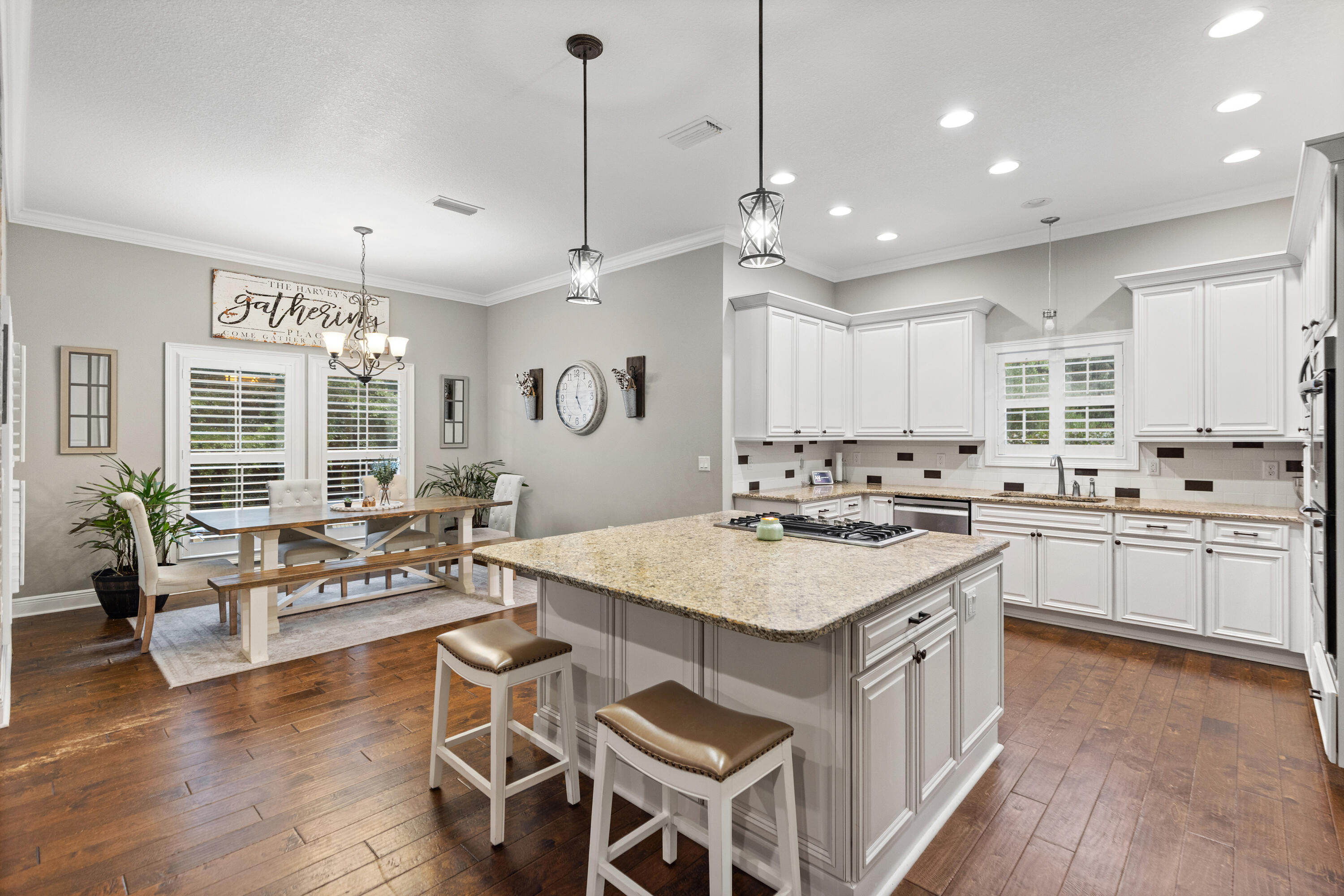 ROCKY BAYOU COUNTRY CLUB ESTATES 10 - Residential
