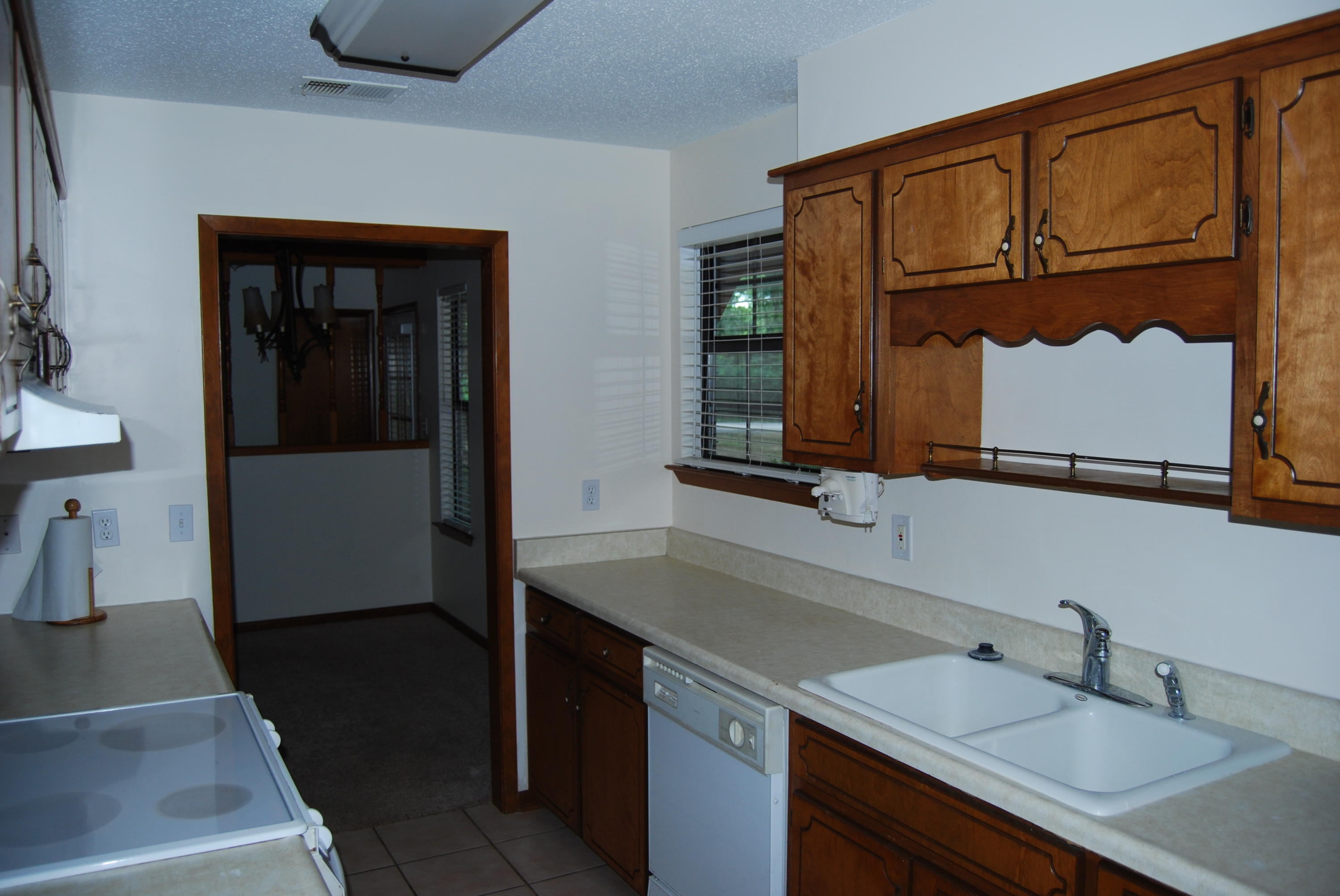 HOLLY HILLS - Residential