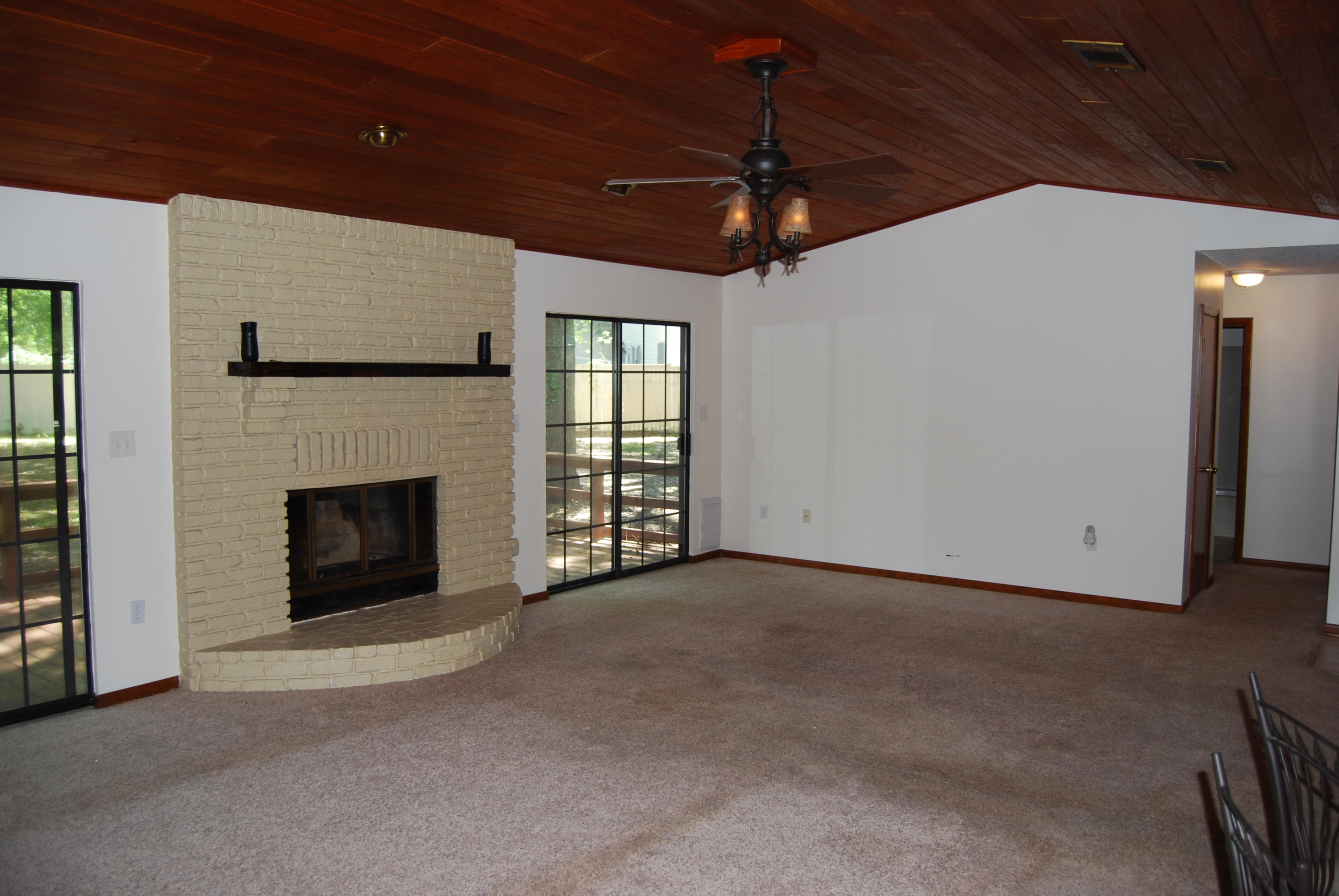 HOLLY HILLS - Residential