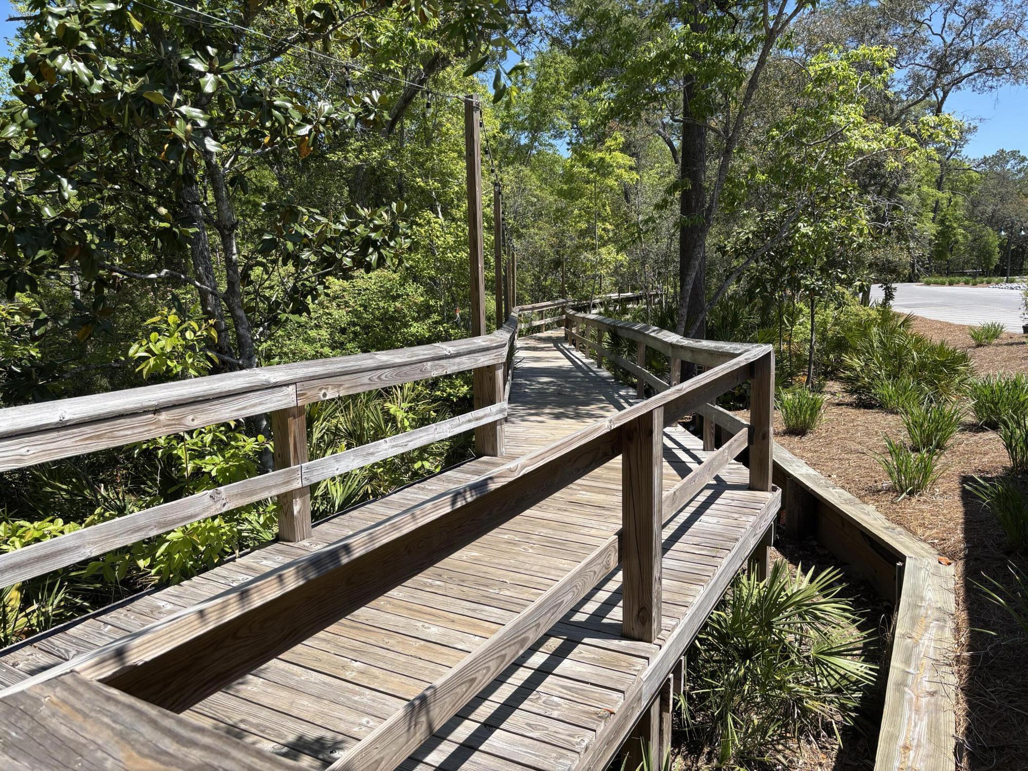 HAMMOCK BAY PASSAGES - Residential