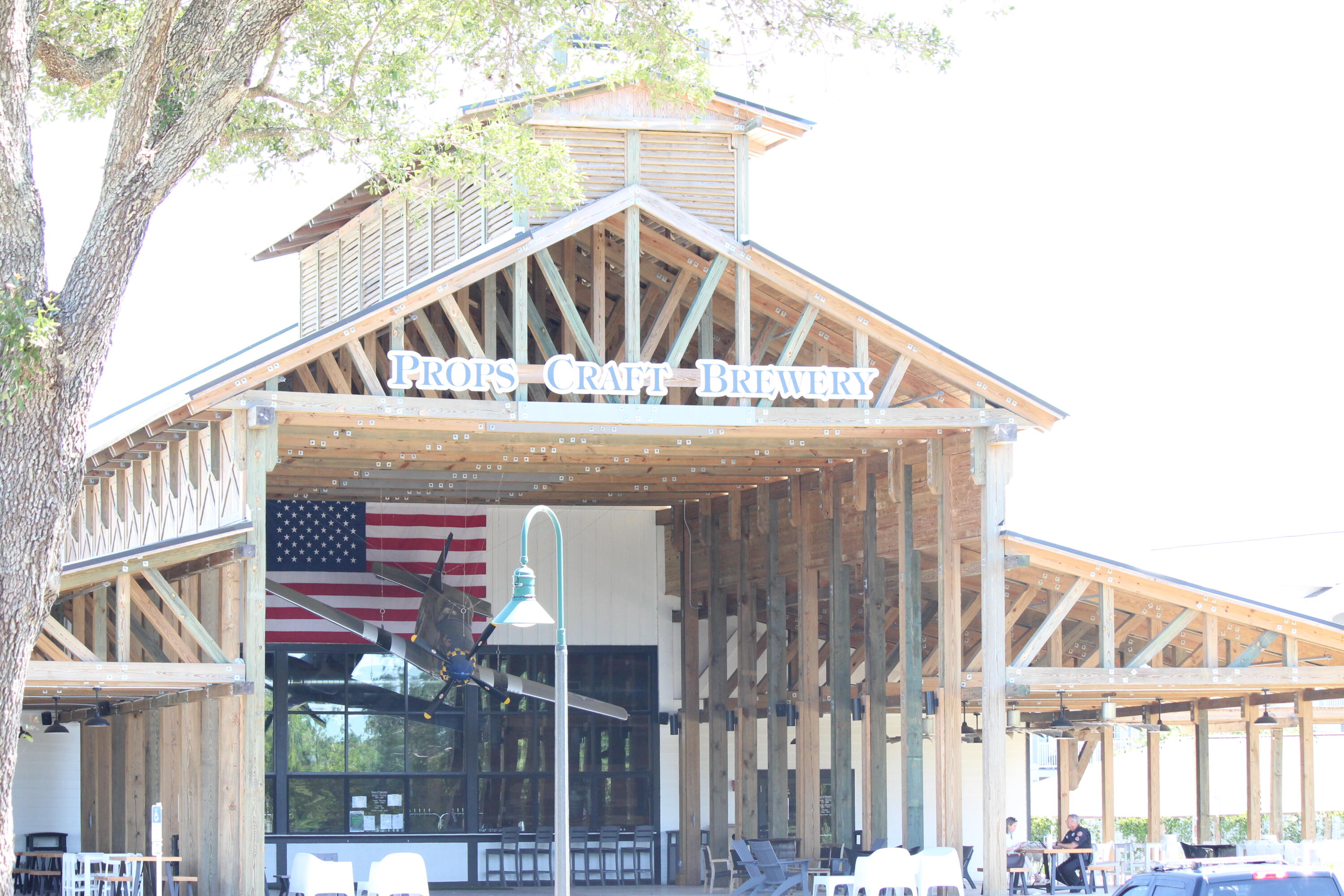 HAMMOCK BAY PASSAGES - Residential