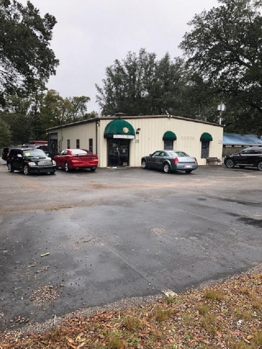2,400 SF Office/Warehouse building on 1.19 AC with room to expand building or parking on unused land to the rear of property. 1,320 SF Office and 1,080 SF Warehouse space with 12' eave height and (2) on grade 16' x 10' roll up doors. Building has water recycling system and all lighting is LED.