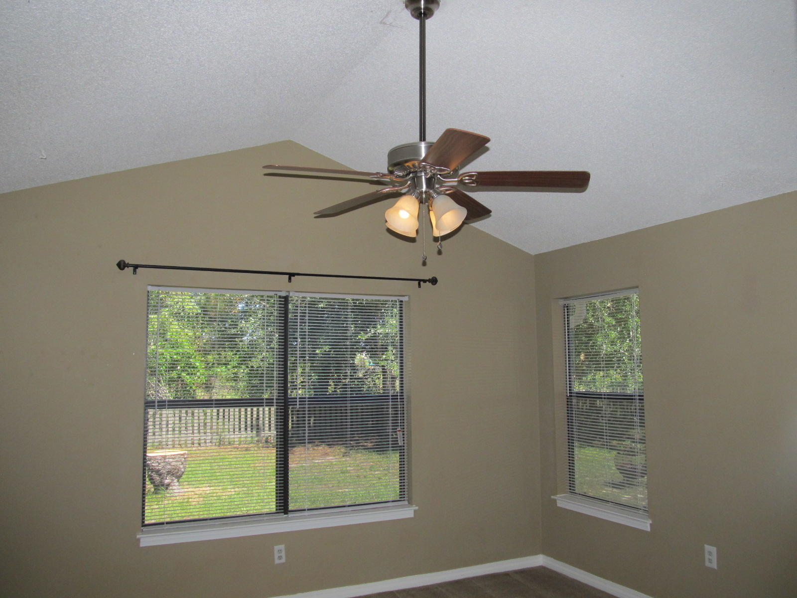 FOX DEN VILLAGES - Residential