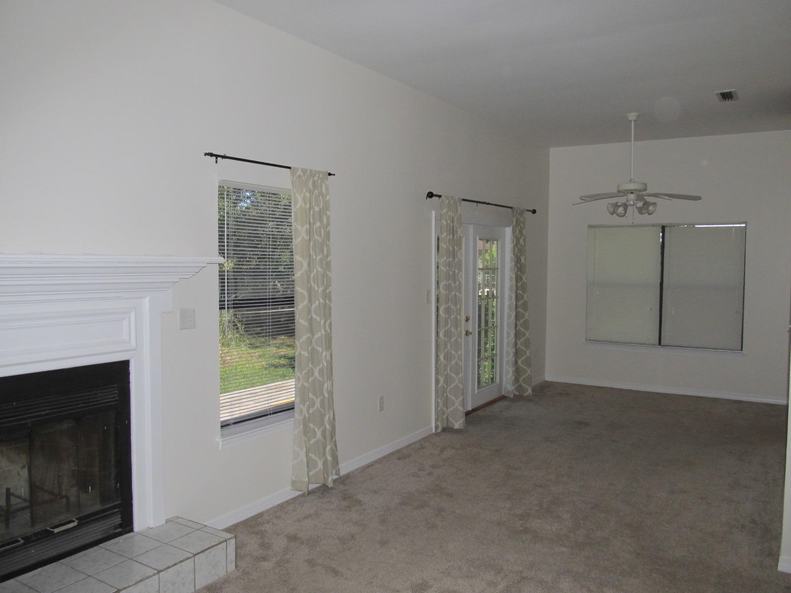 FOX DEN VILLAGES - Residential