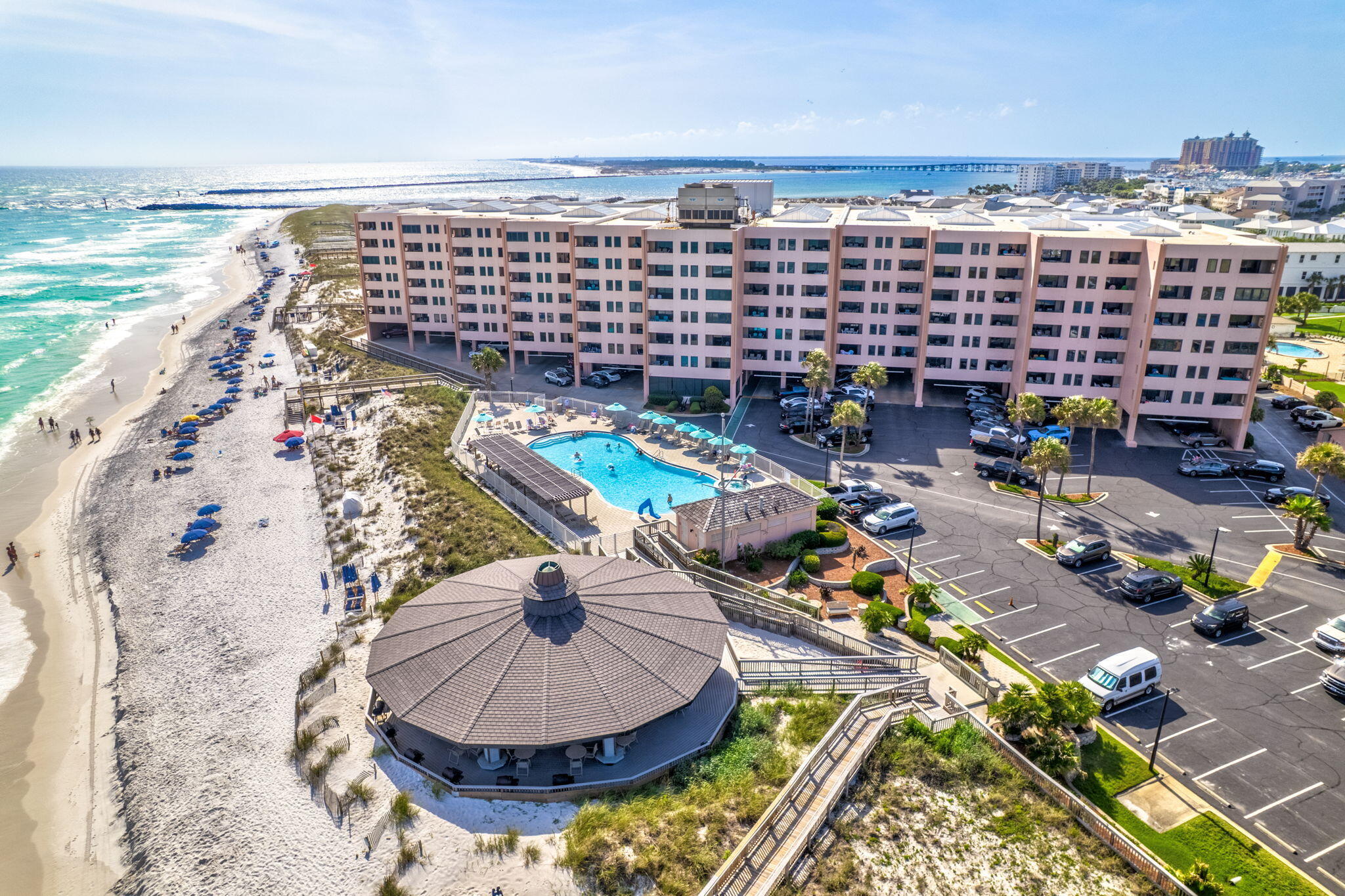 Jetty East Condominium - Residential