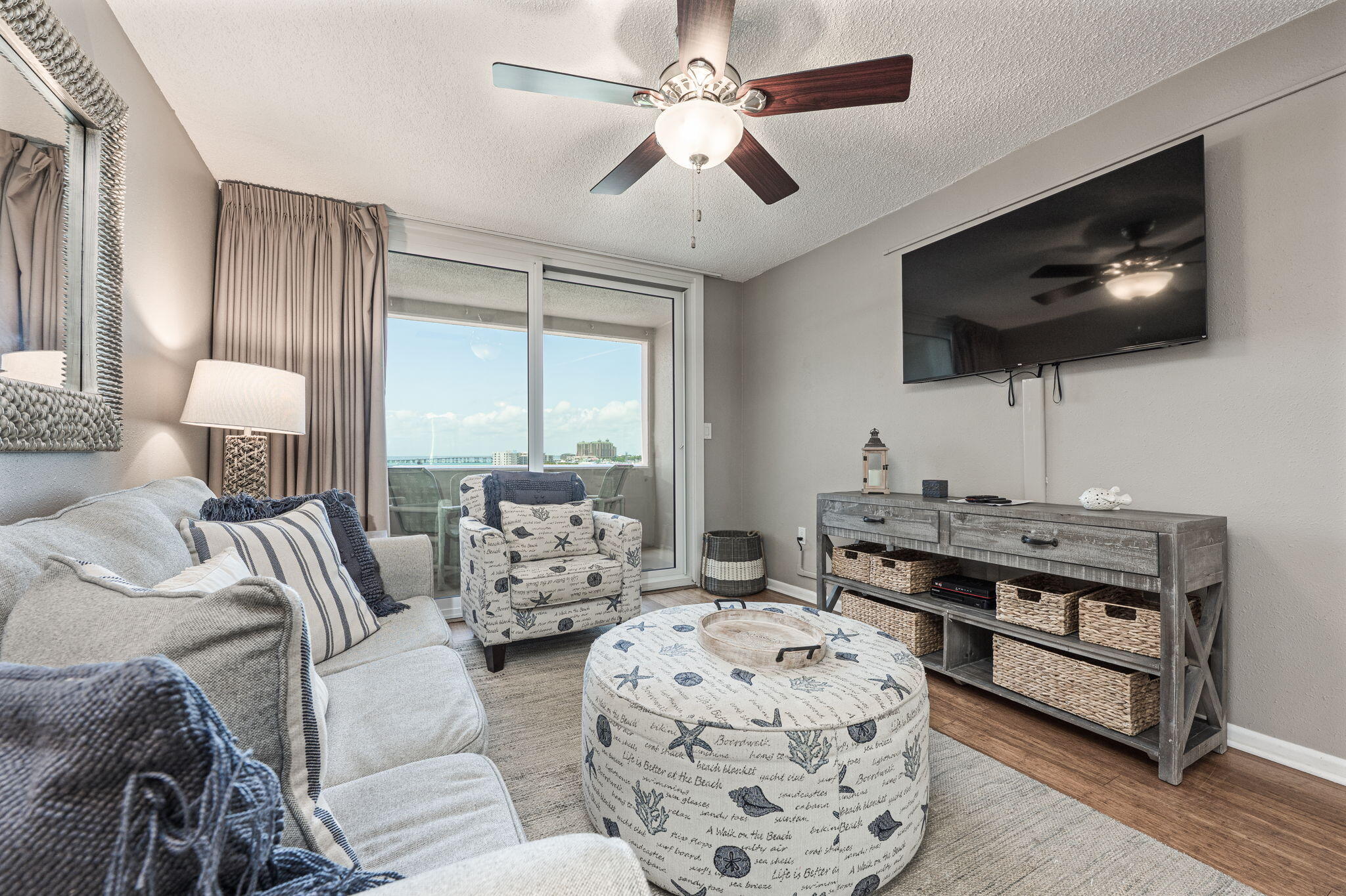 Jetty East Condominium - Residential