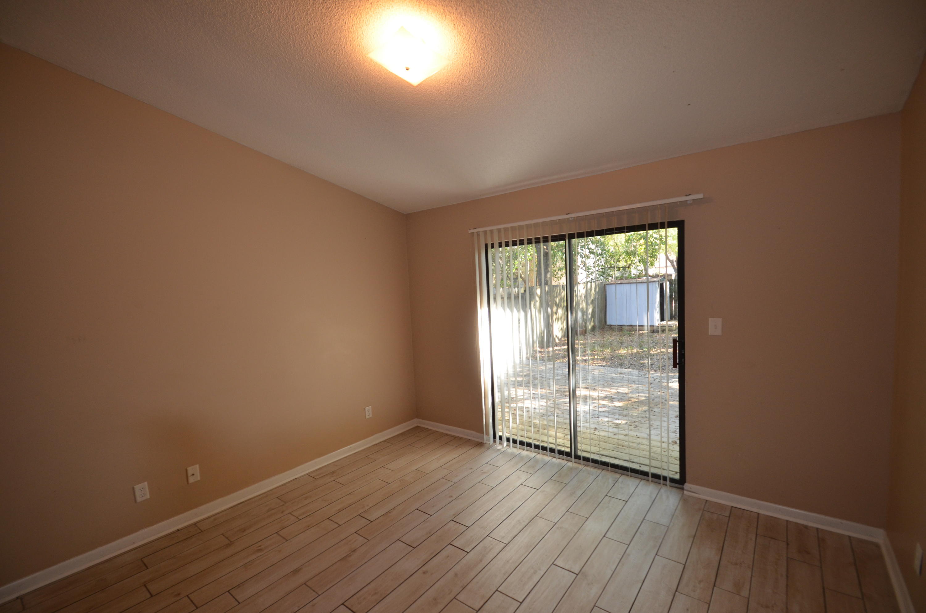 BELL-BROOK ESTATES 1ST ADDN - Residential Lease