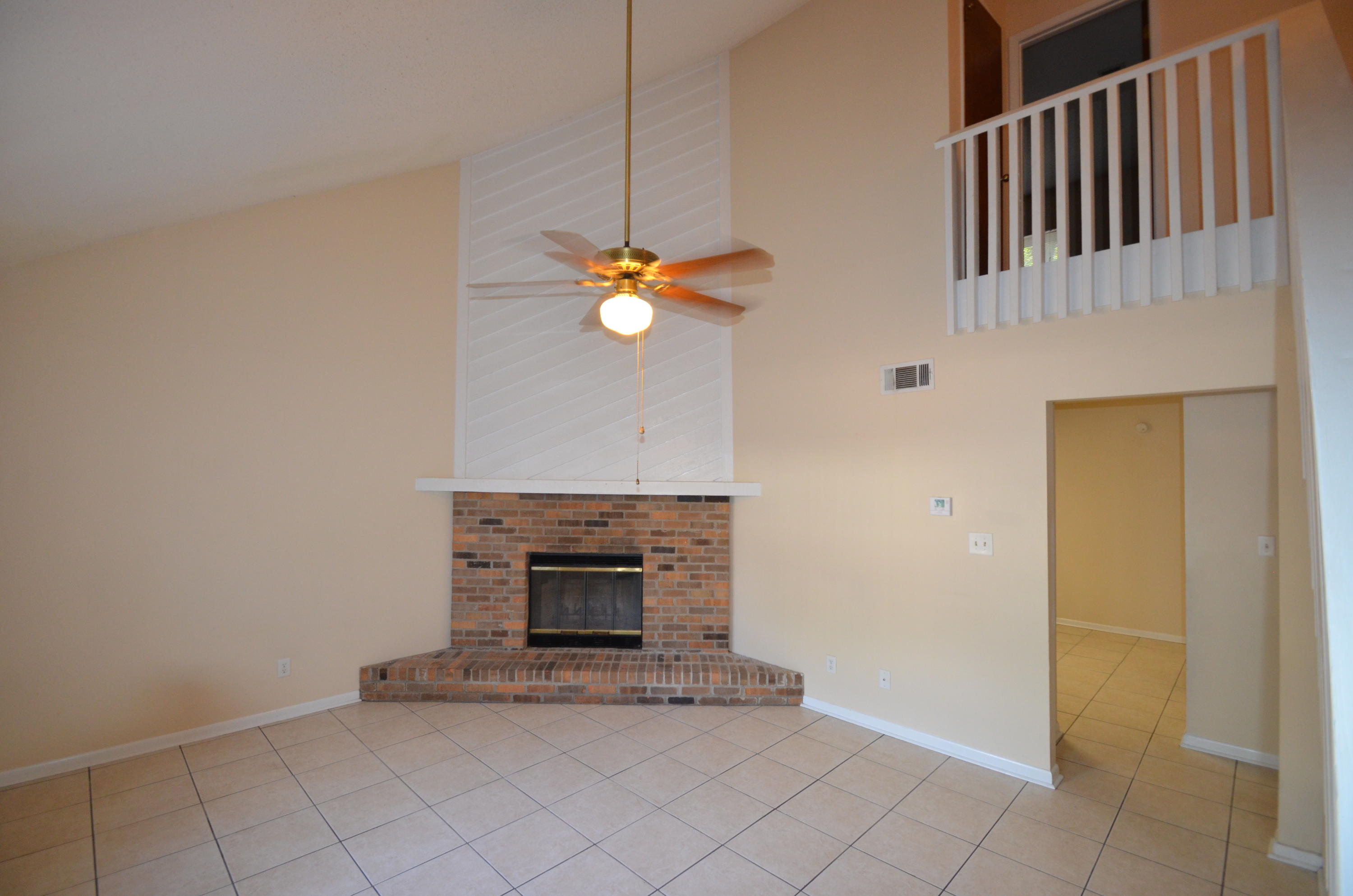 BELL-BROOK ESTATES 1ST ADDN - Residential Lease