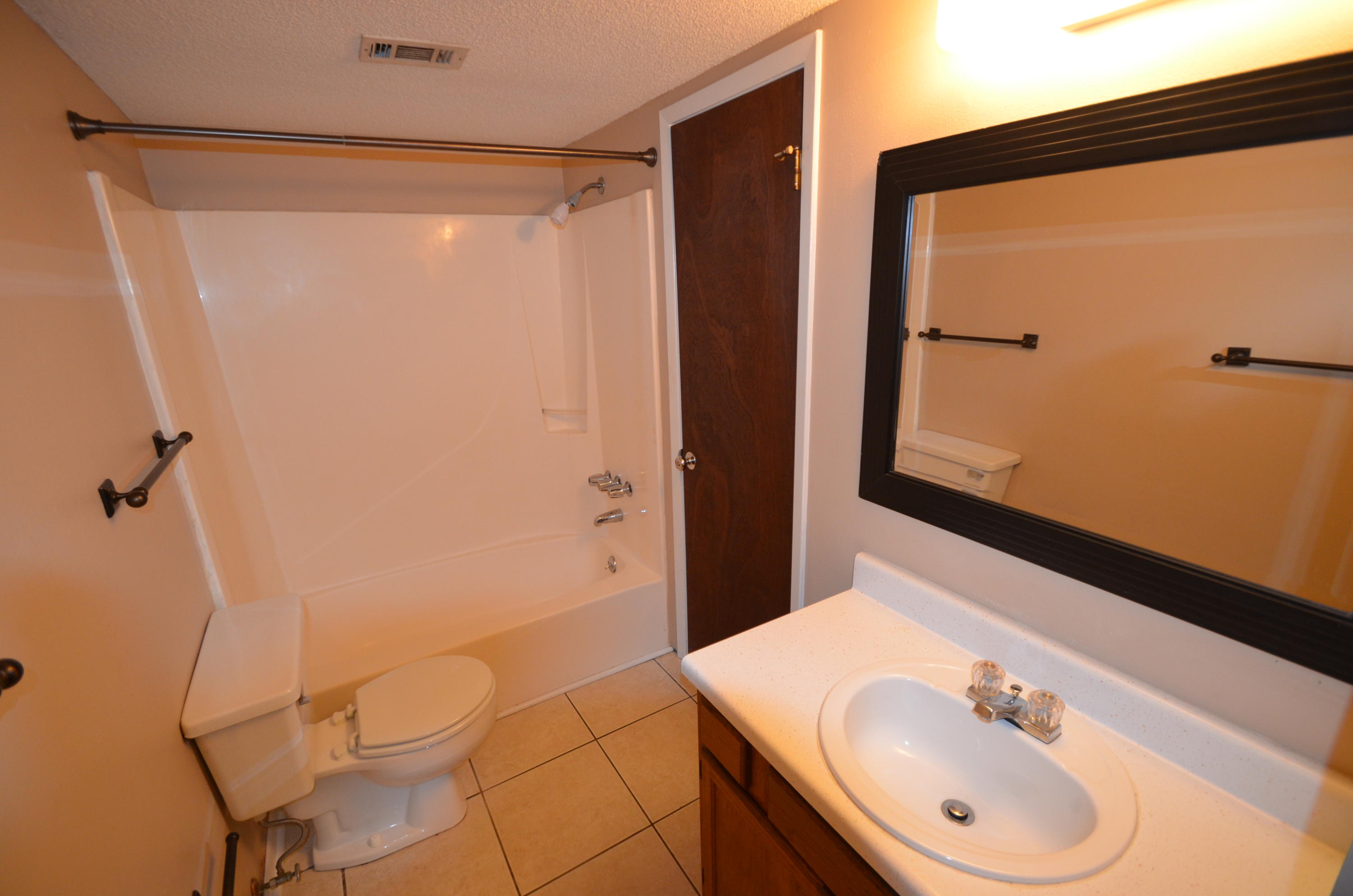 BELL-BROOK ESTATES 1ST ADDN - Residential Lease