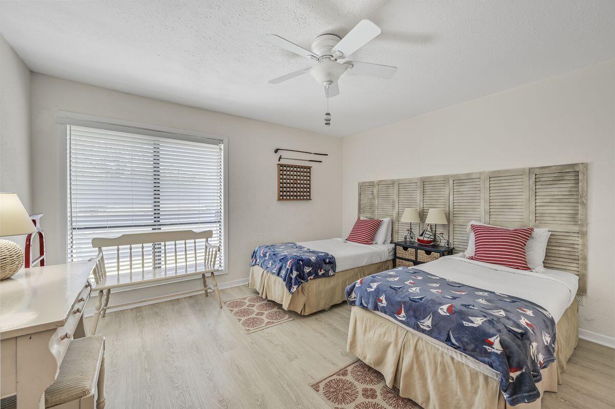 BAYOU VILLAGE CONDO PH 1 - Residential