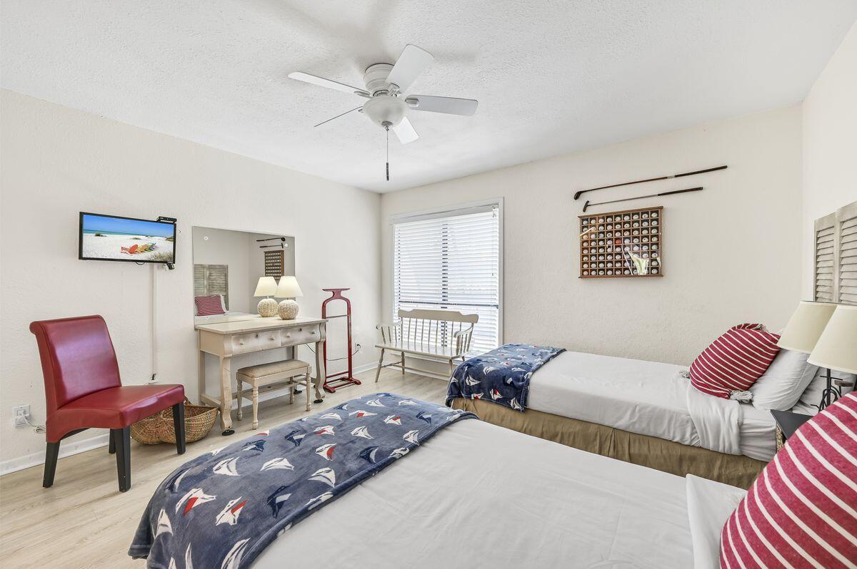 BAYOU VILLAGE CONDO PH 1 - Residential