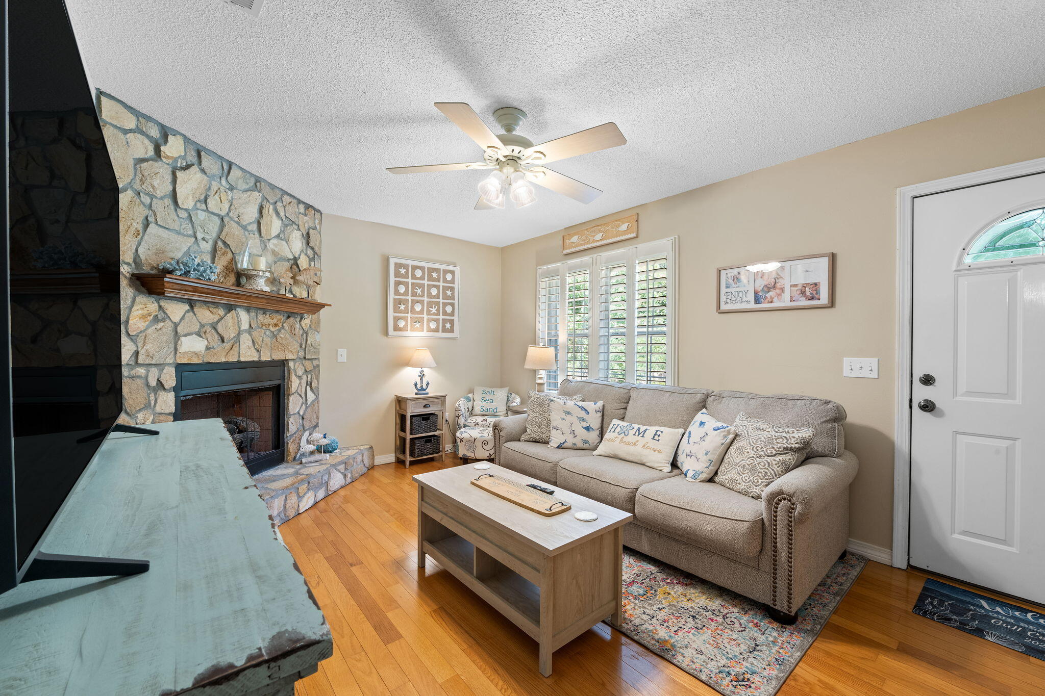 Navarre 2nd Addition - Residential
