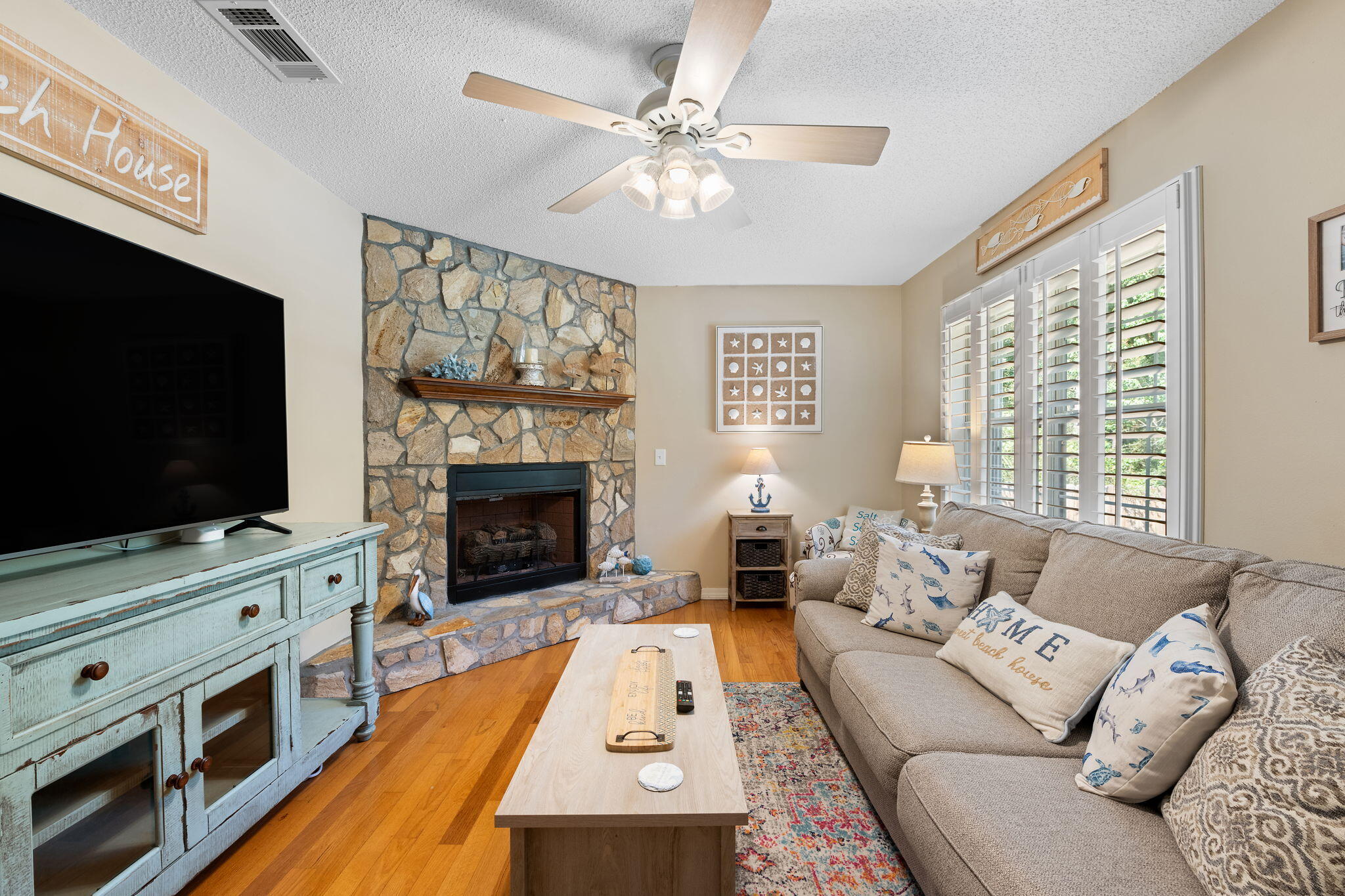 Navarre 2nd Addition - Residential