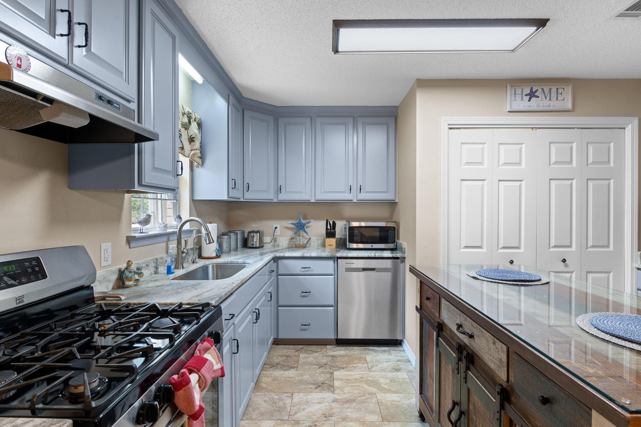Navarre 2nd Addition - Residential