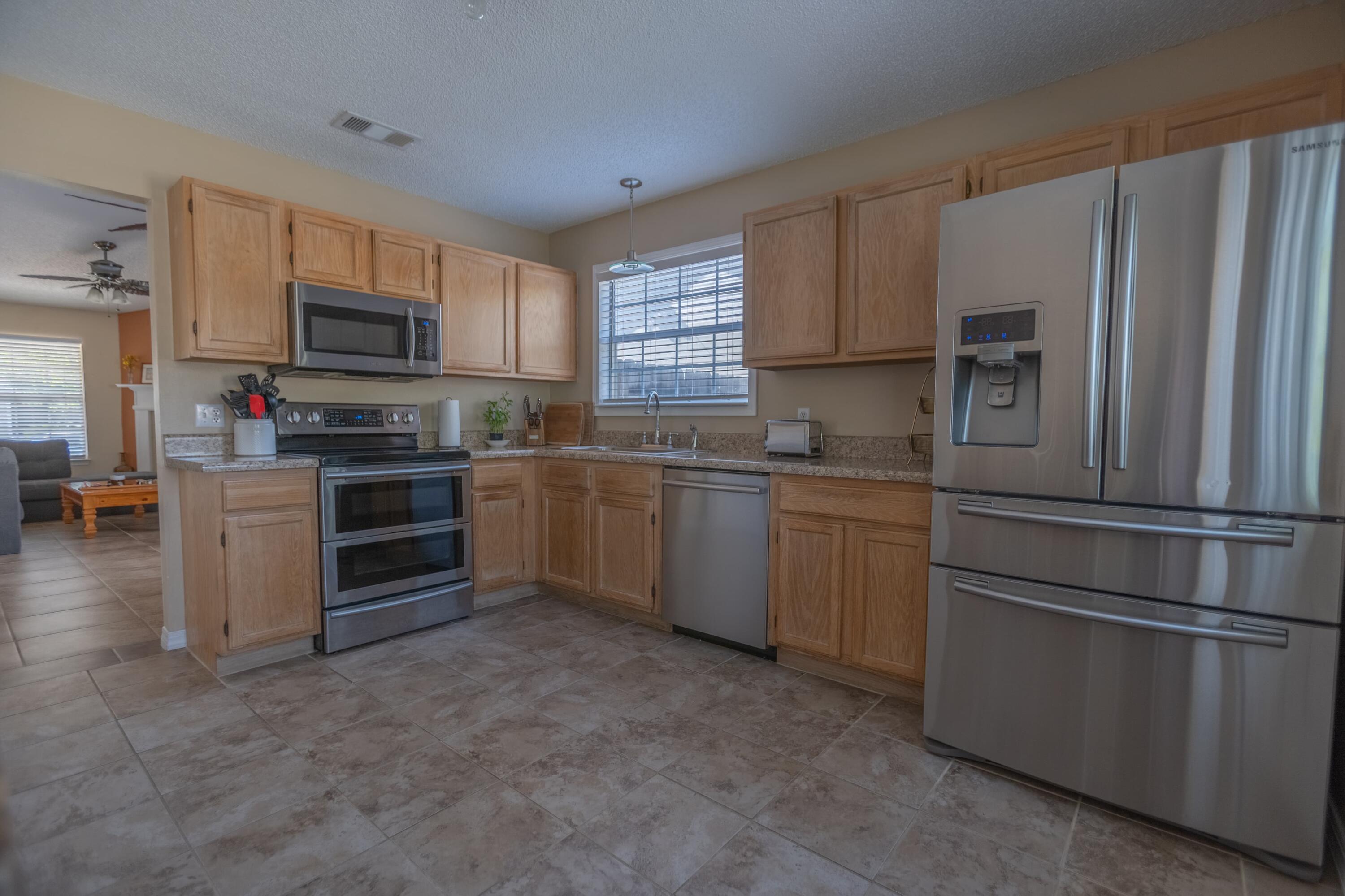 STERLING POINT - Residential