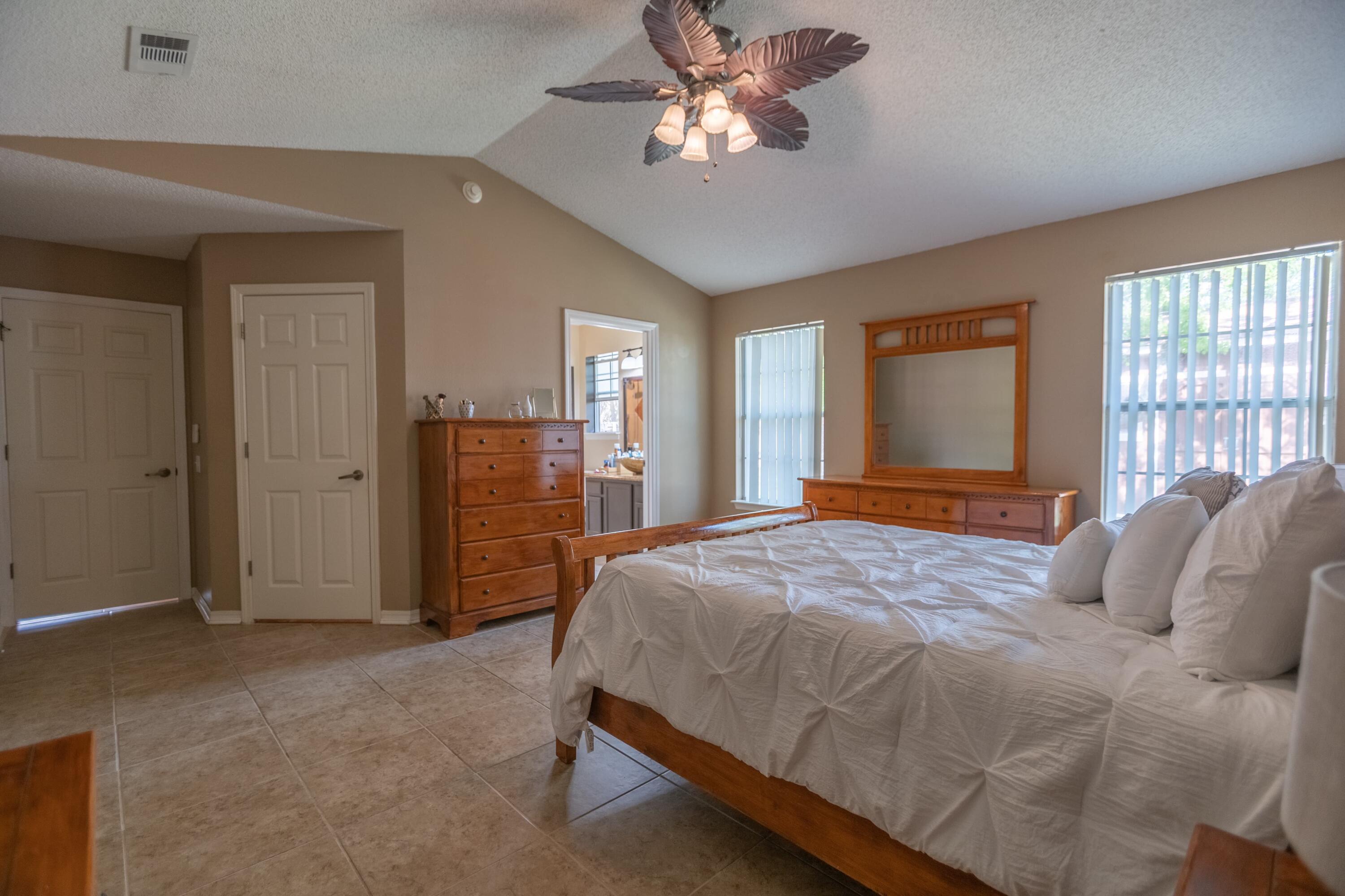 STERLING POINT - Residential