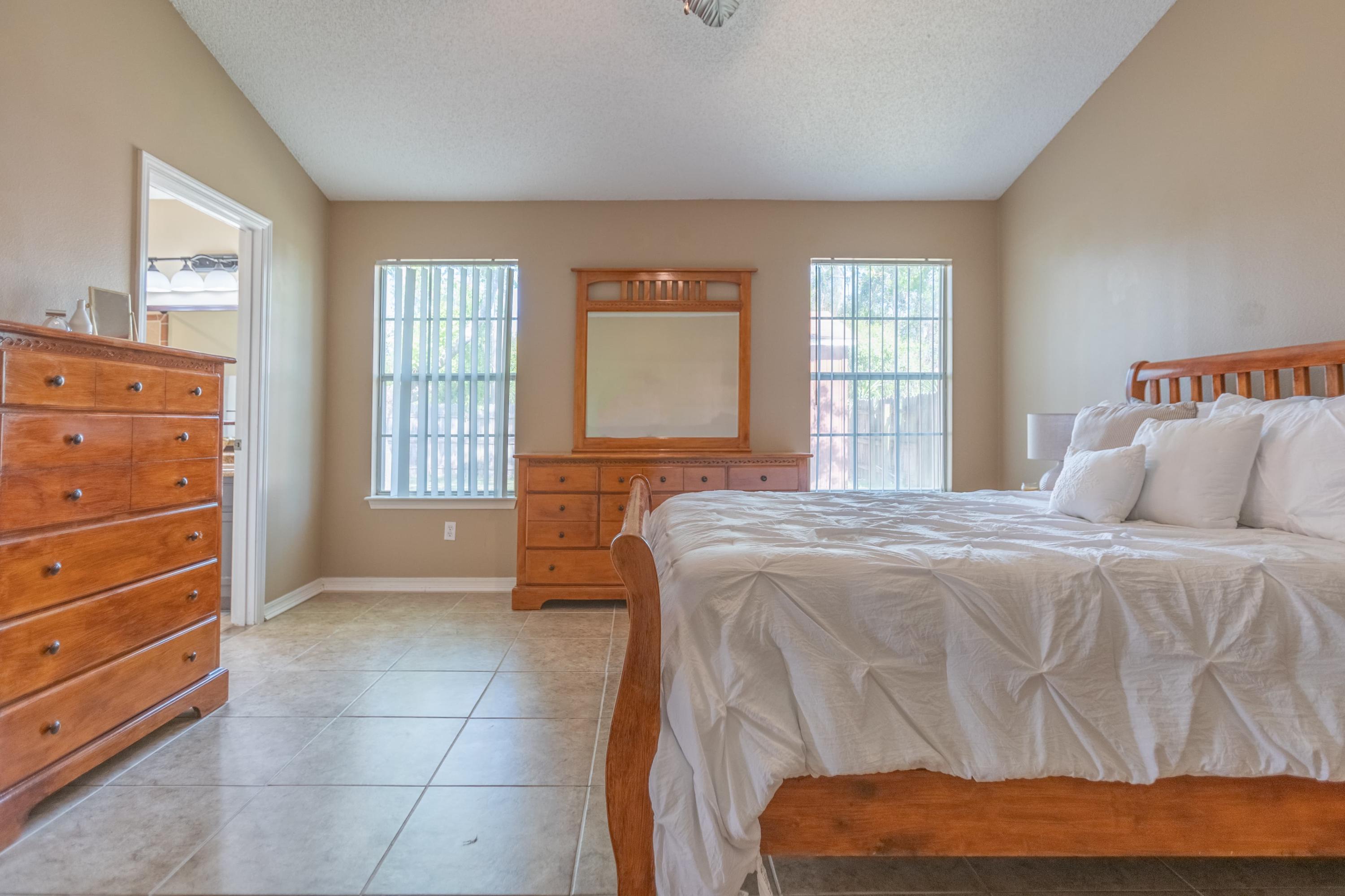 STERLING POINT - Residential