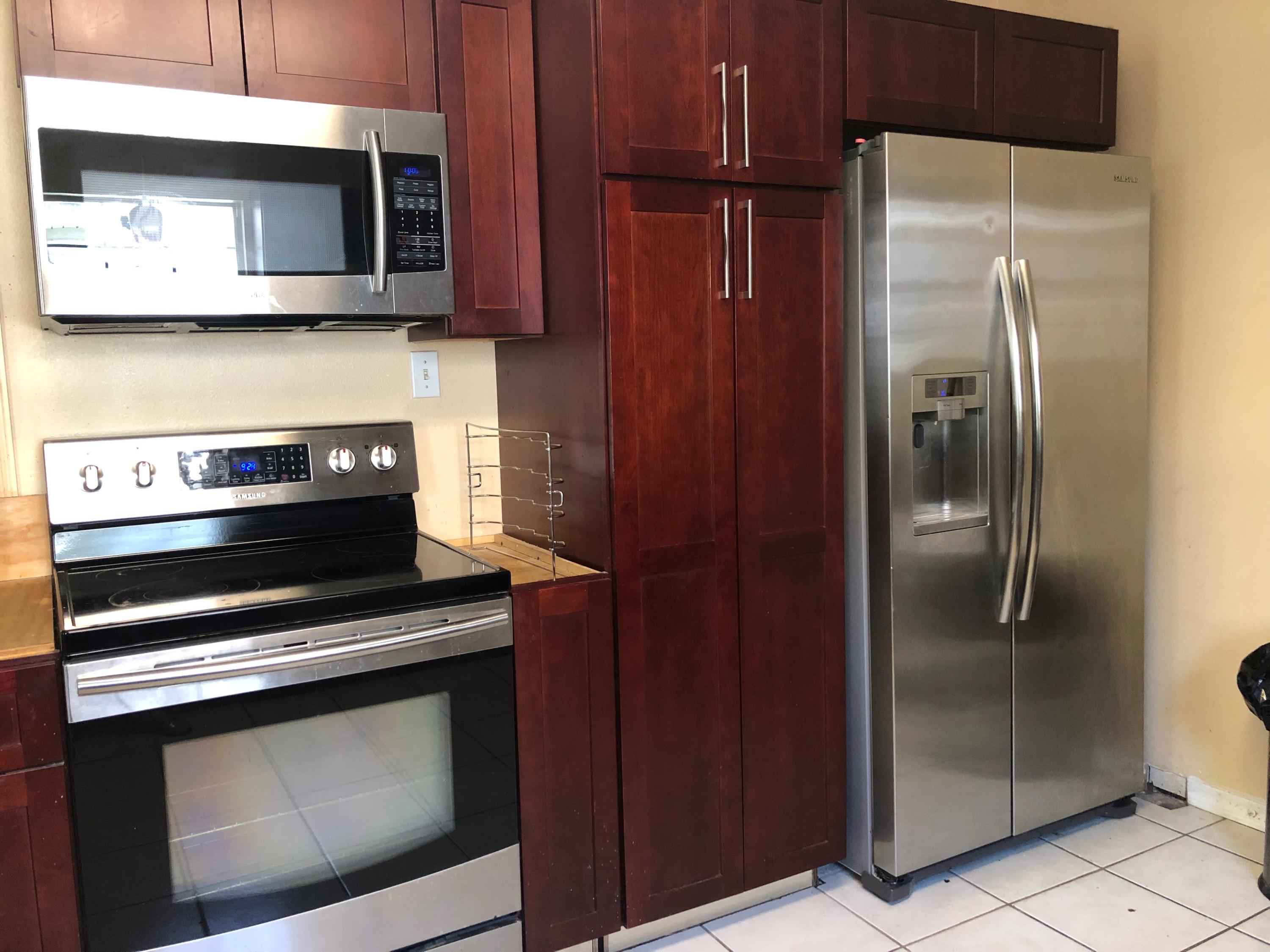 SOUTHERN OAKS PLANTATION - Residential