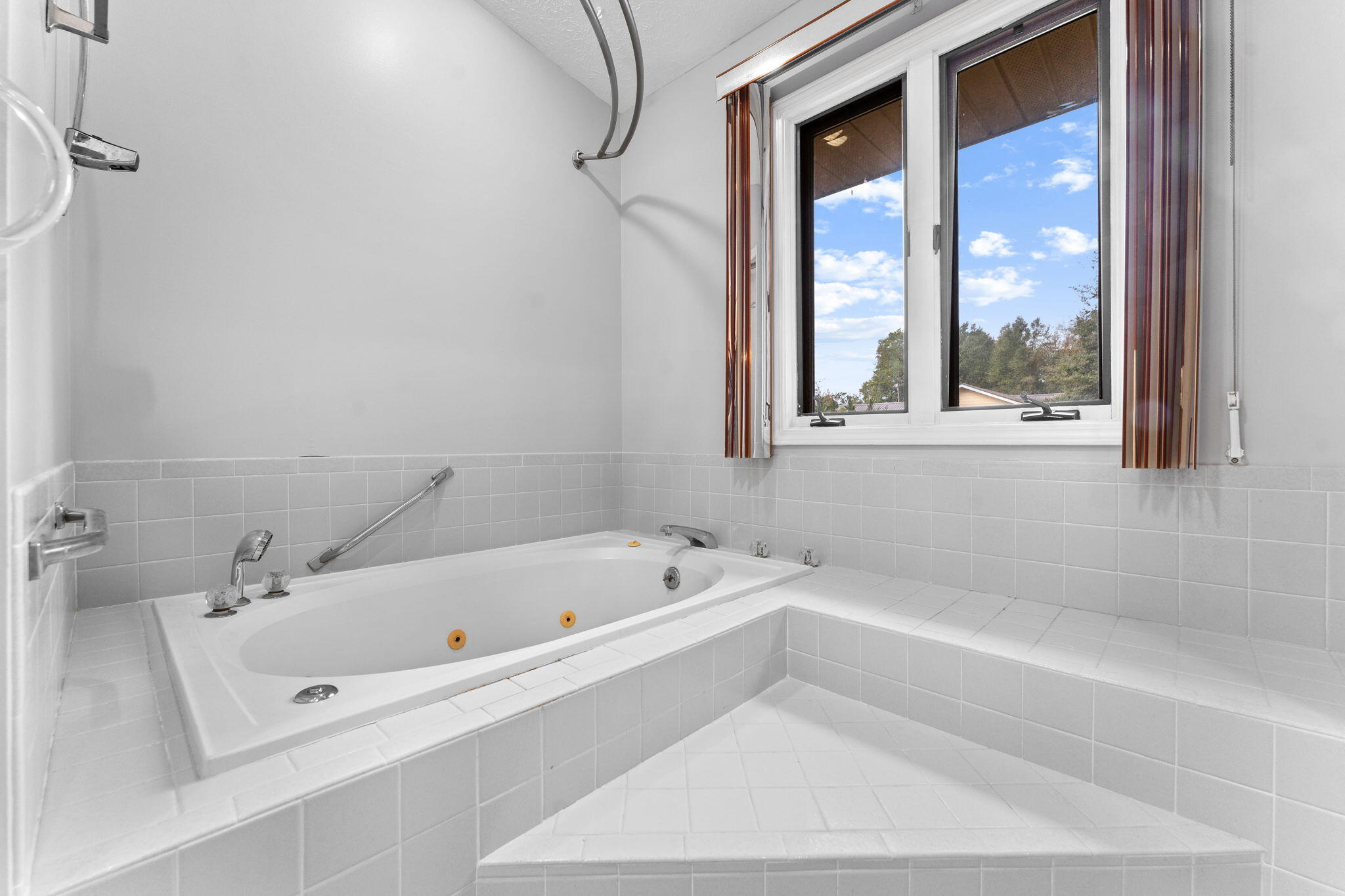 SUNNY HILLS SD - Residential