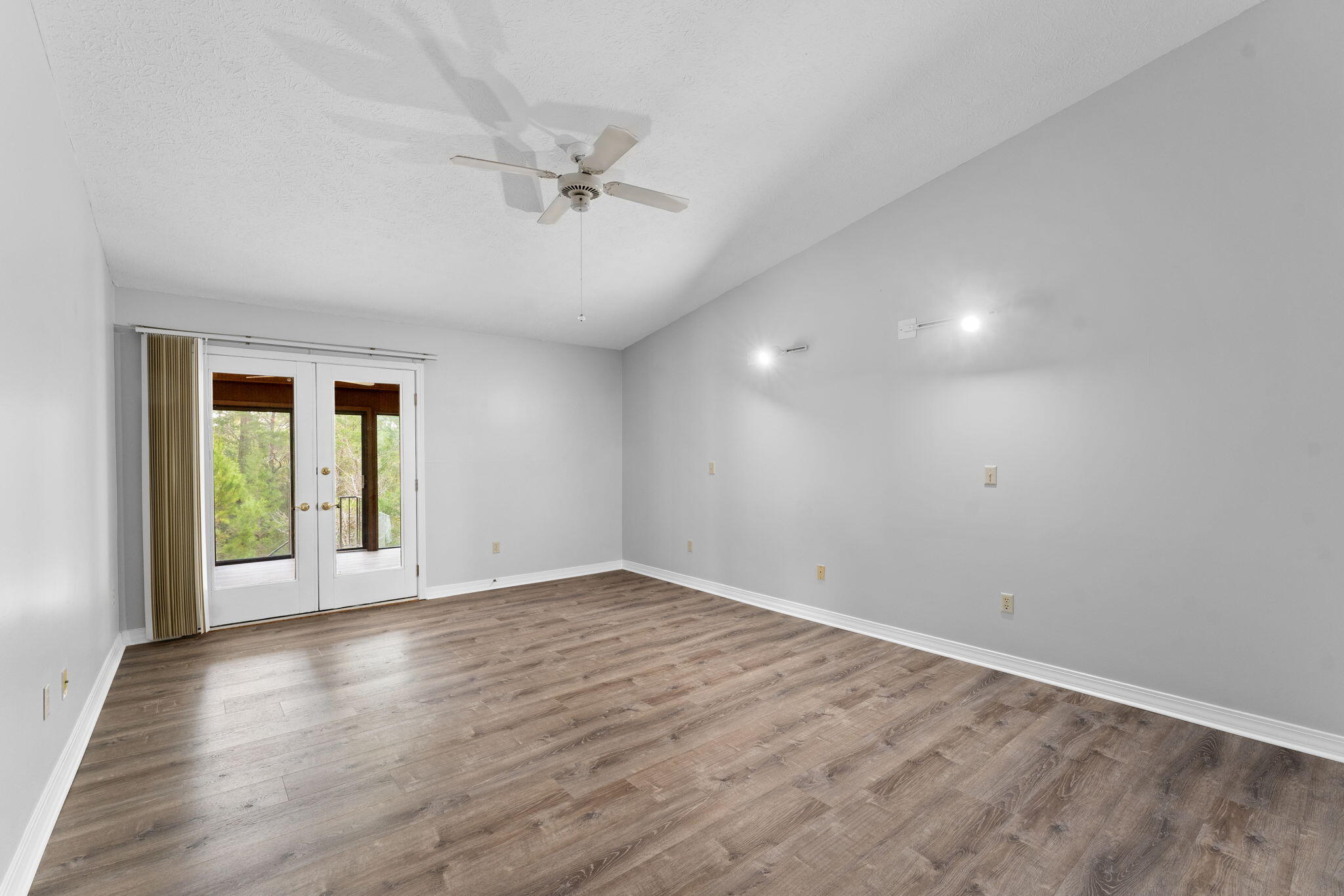 SUNNY HILLS SD - Residential