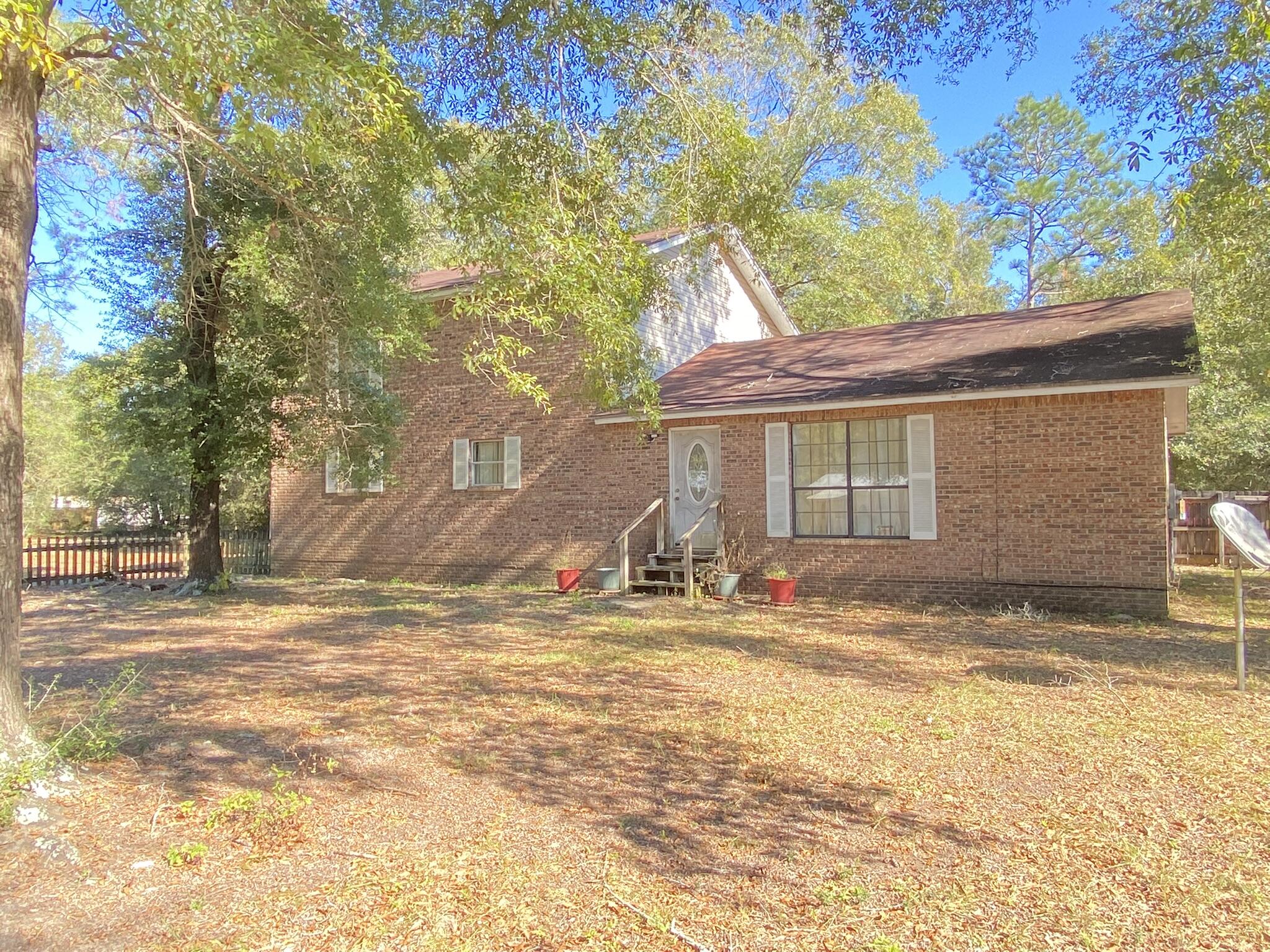 COMING SOON! (Pictures coming soon) This 5 bedroom/3 bathroom two story, brick home would be perfect for your big family! The home sits on one acre with a new well that was installed in 2018, a new HVAC installed in 2015, and a new water heater installed in 2020. The home has a nice covered back porch, it is on a paved road and conveniently located in Mossy Head within 15 minutes to DeFuniak Springs, and Crestview, less than 10 minutes to I-10 and Hwy. 285 for quick commute to Niceville, Eglin AFB and Ft. Walton Beach. Showings to start Monday, 12/6Schedule your showing now!