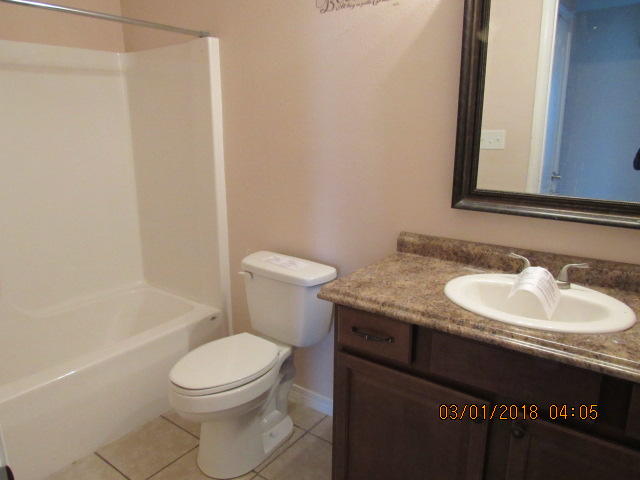 OAKWOOD LAKES ESTATES - Residential