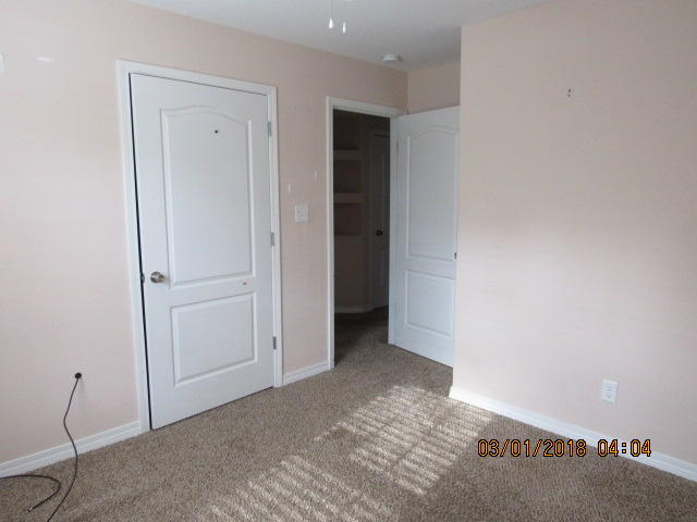 OAKWOOD LAKES ESTATES - Residential