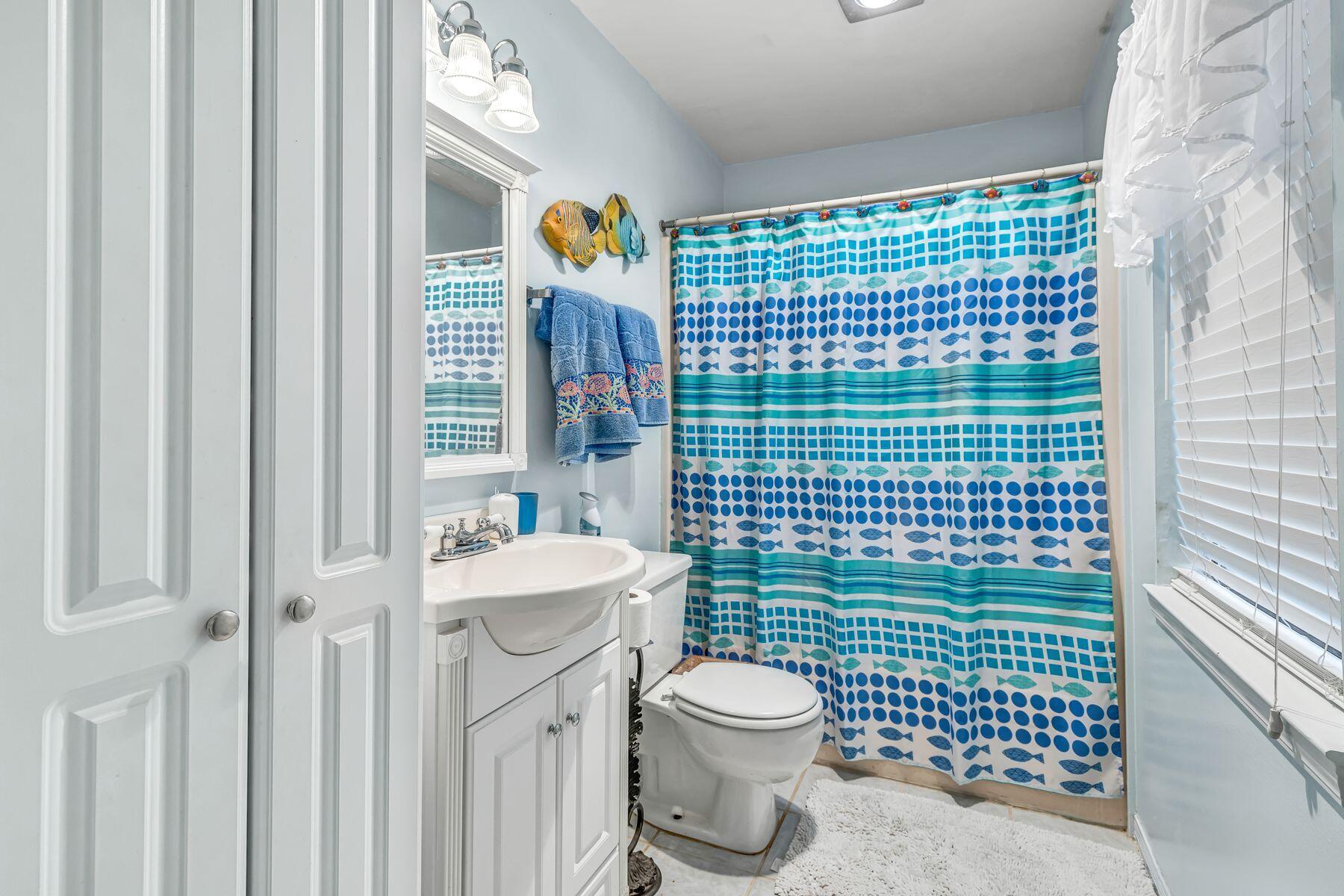 INLET SANDS CONDOMINIUM - Residential