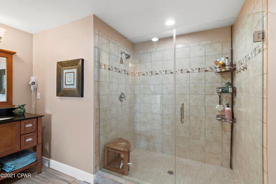 Sterling Breeze - Residential