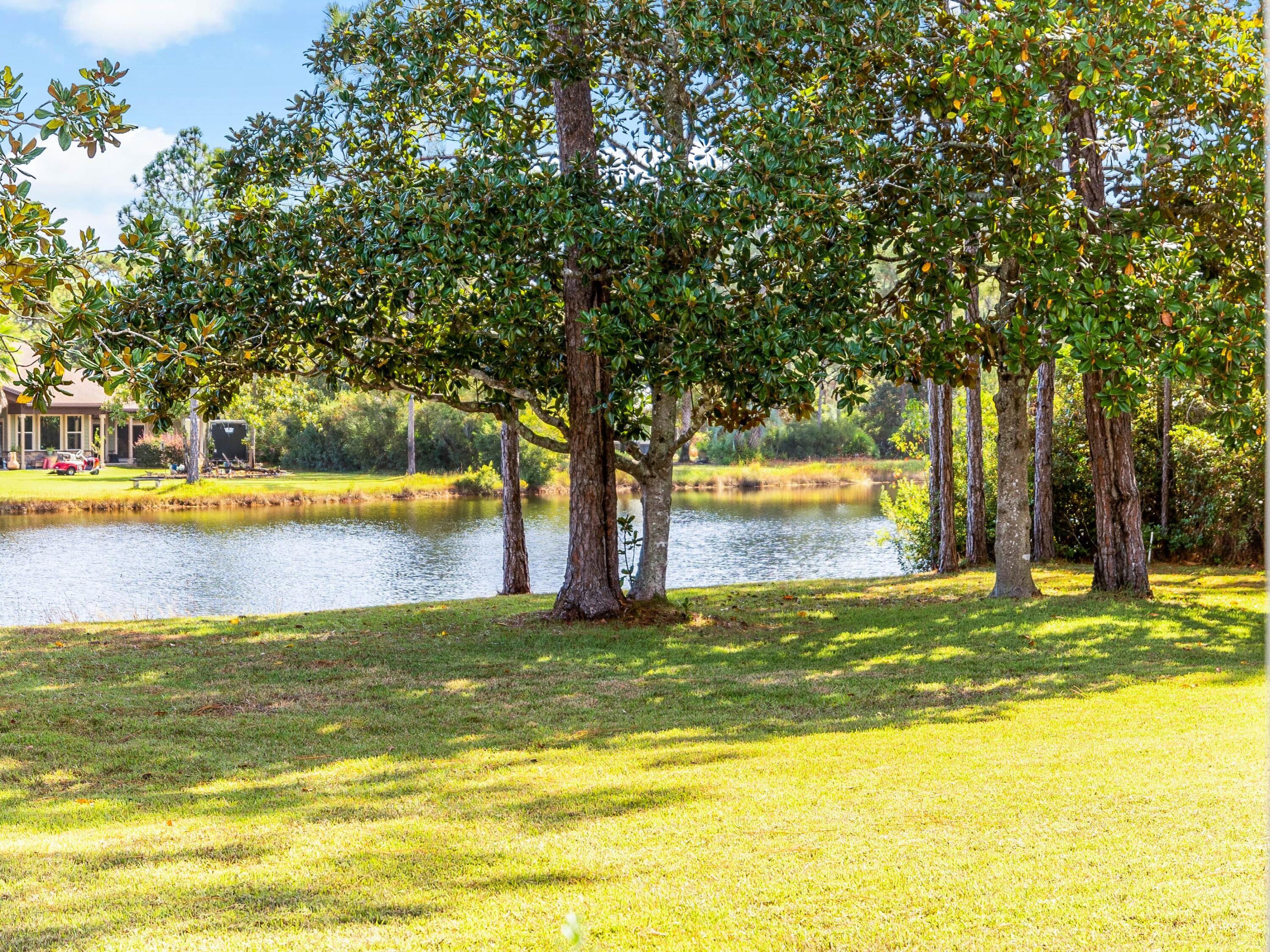 WOODLAND BAYOU ESTATES - Residential