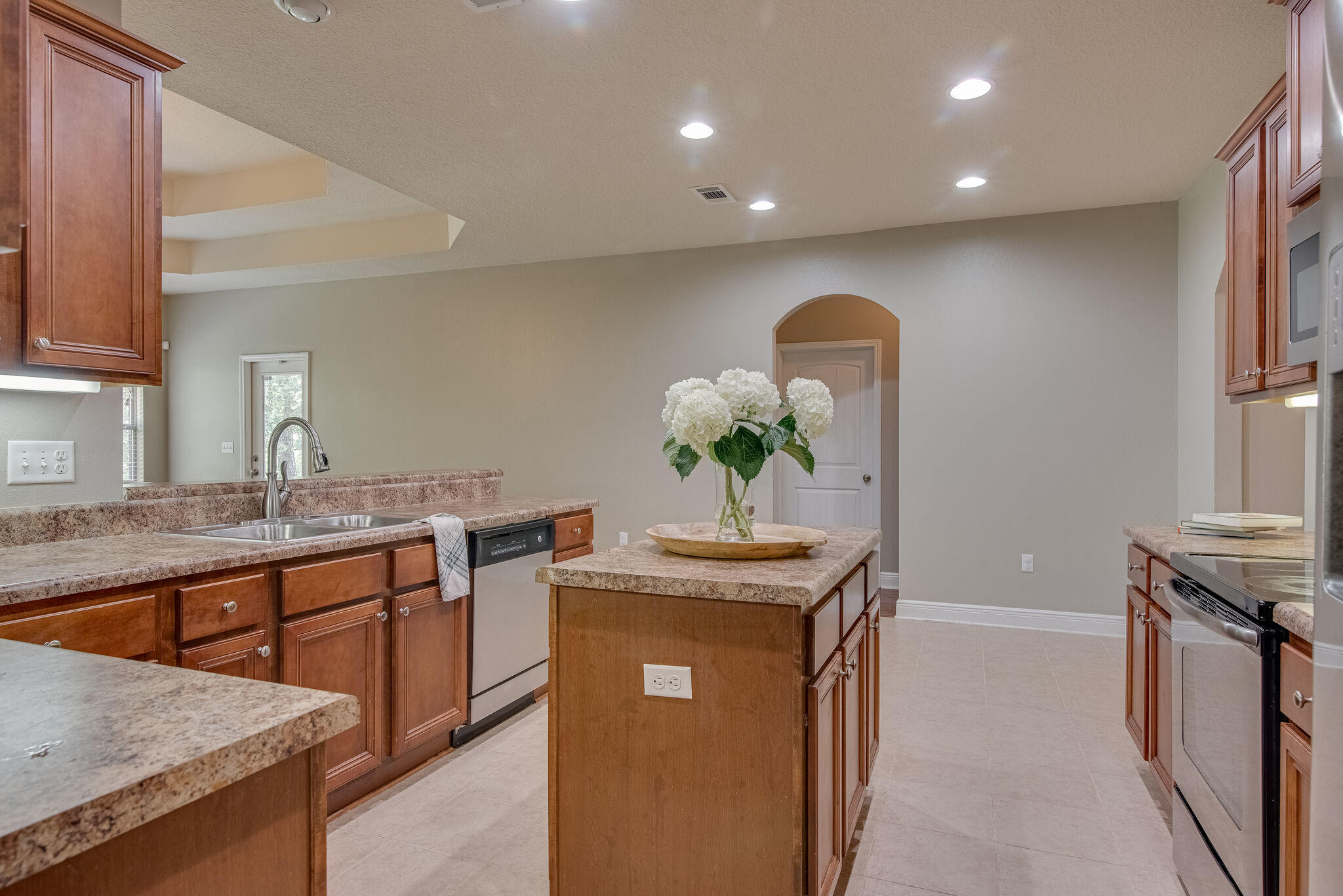 SUMMERSET ESTATES - Residential