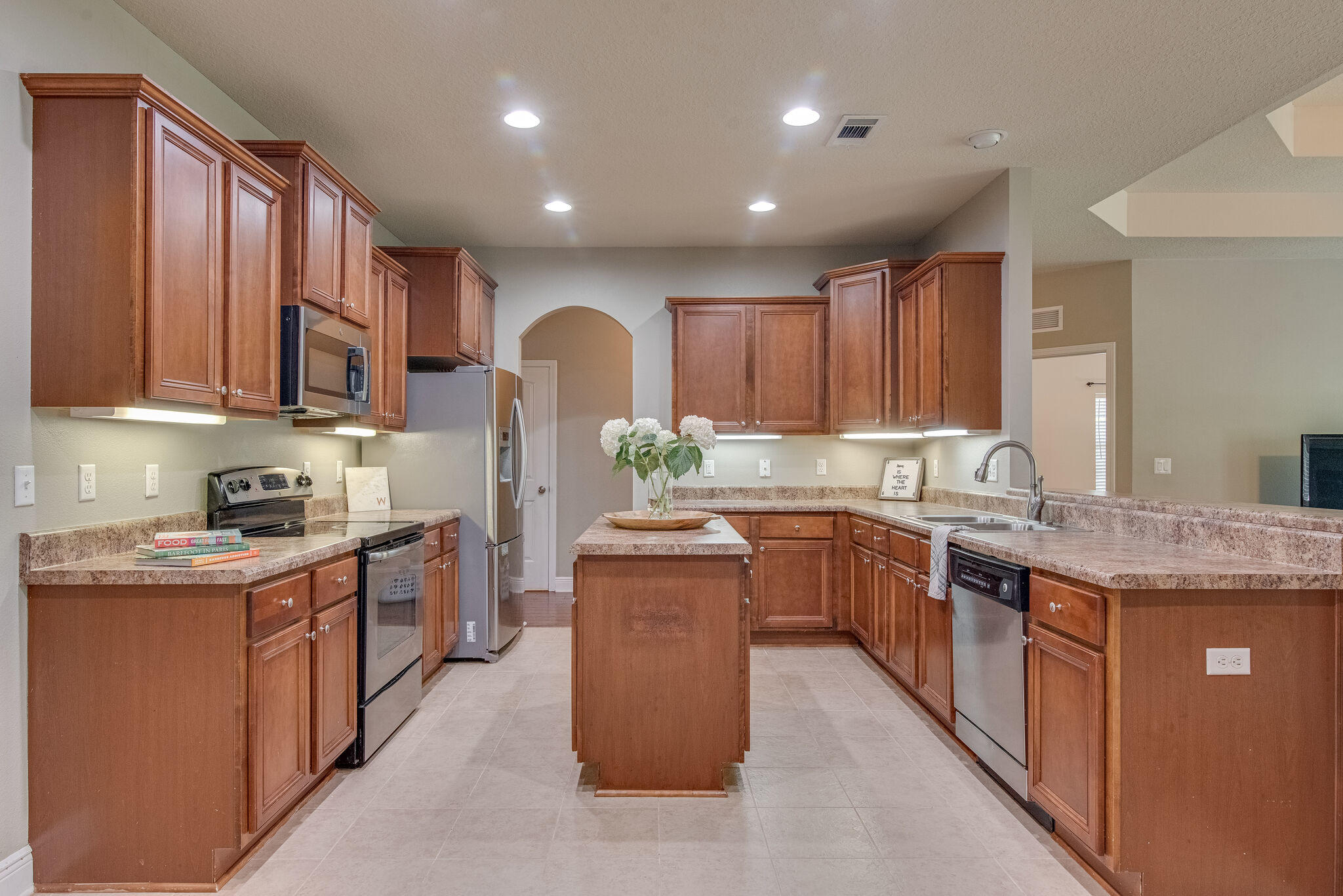 SUMMERSET ESTATES - Residential