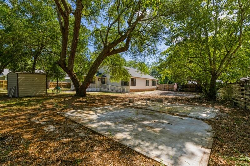 NO RECORDED SUBDIVISION - Residential