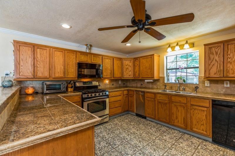 NO RECORDED SUBDIVISION - Residential