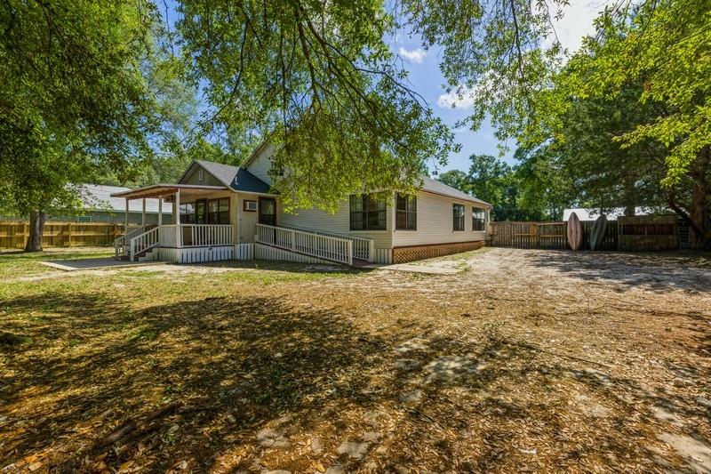 NO RECORDED SUBDIVISION - Residential