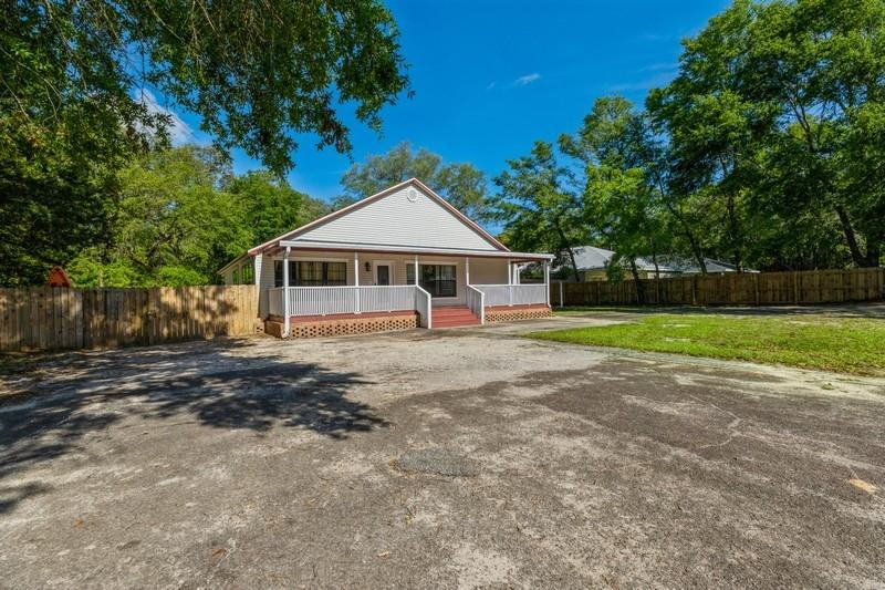 NO RECORDED SUBDIVISION - Residential