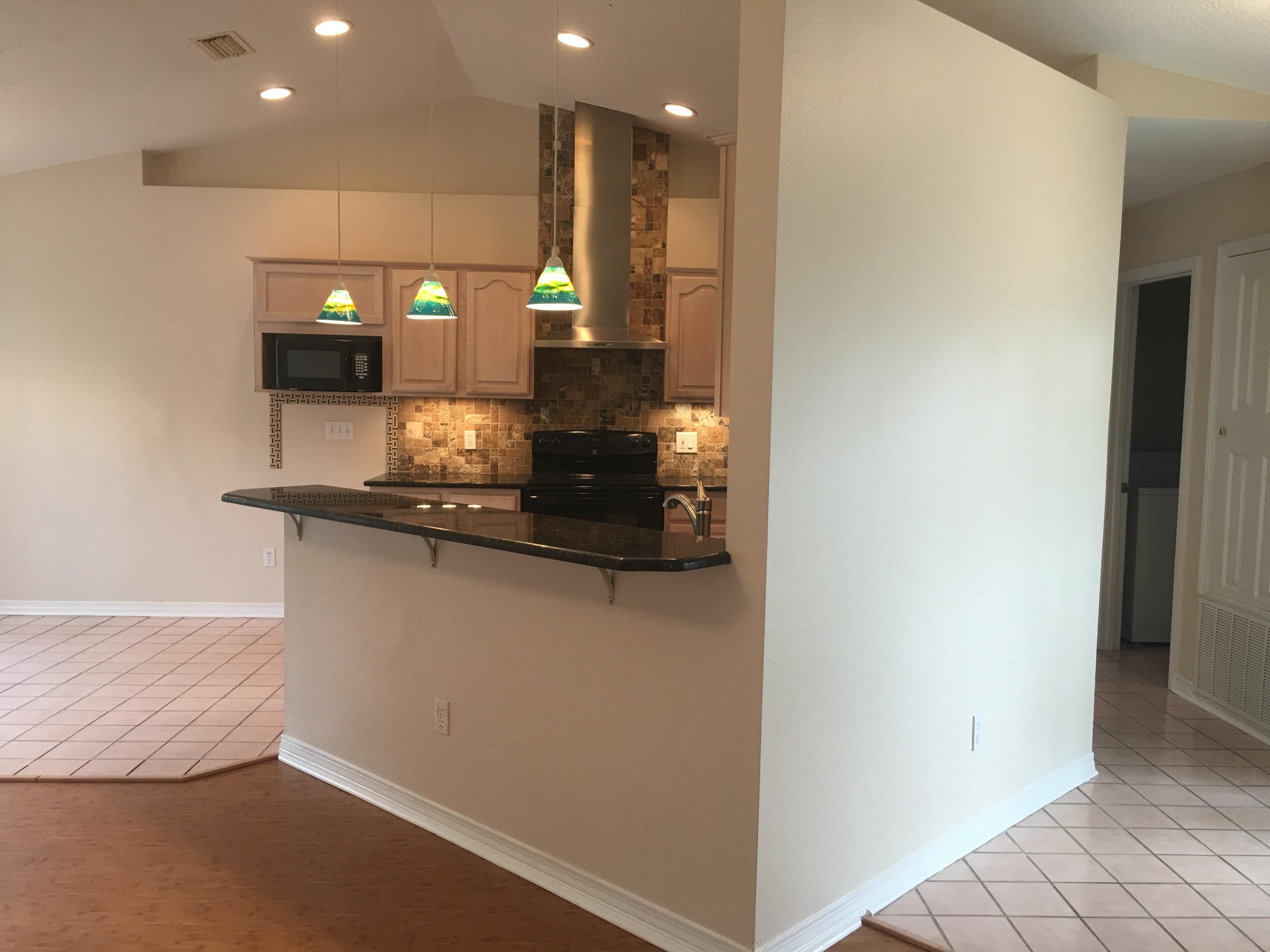 HOLLEY BY THE SEA - Residential